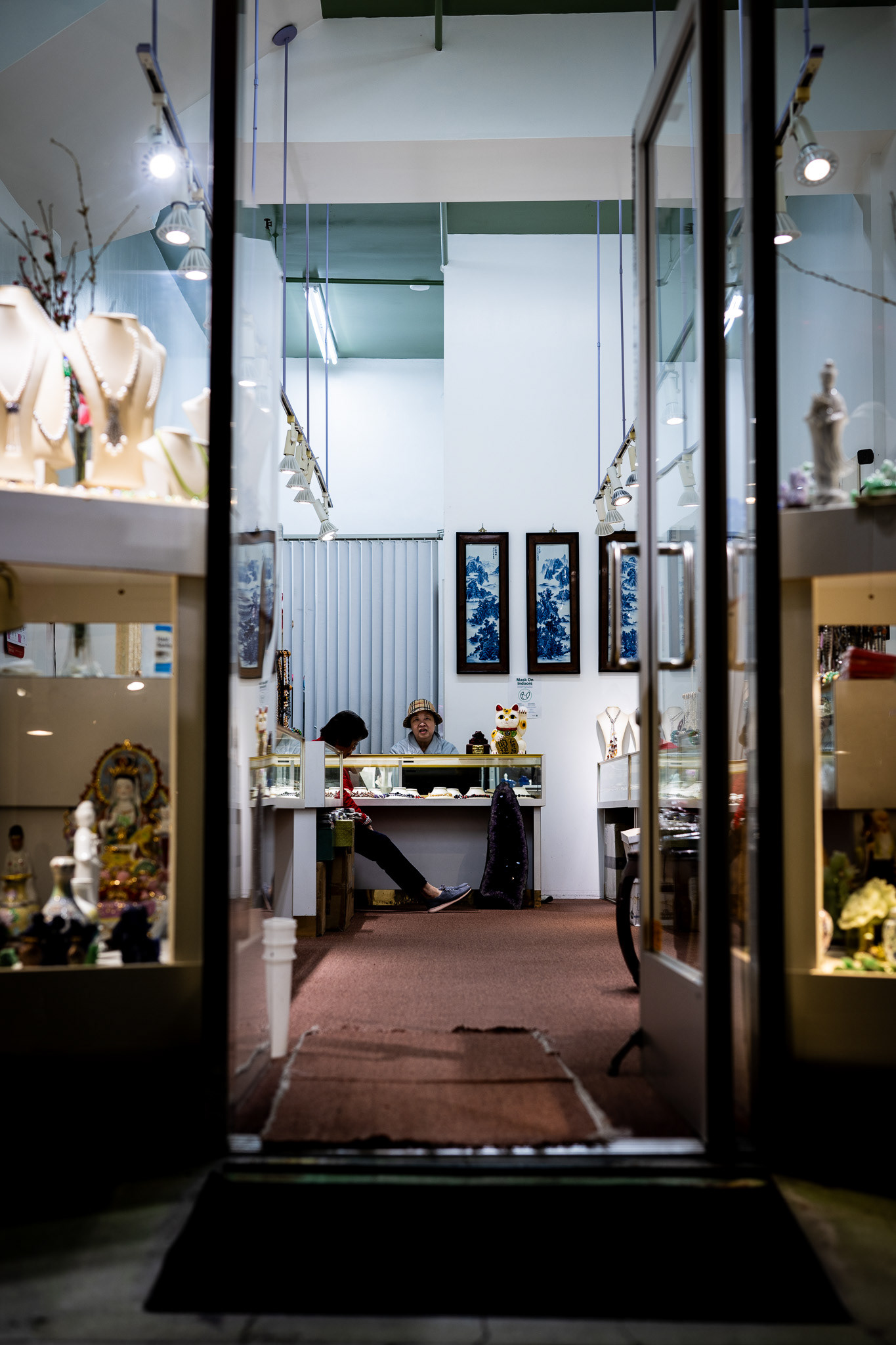 Chinatown, San Francisco, California, USA · November 27, 2024 · Nikon Z 9 · Nikkor Z 50mm f/1.2 S · 1/100 sec f/2.8 ISO 110