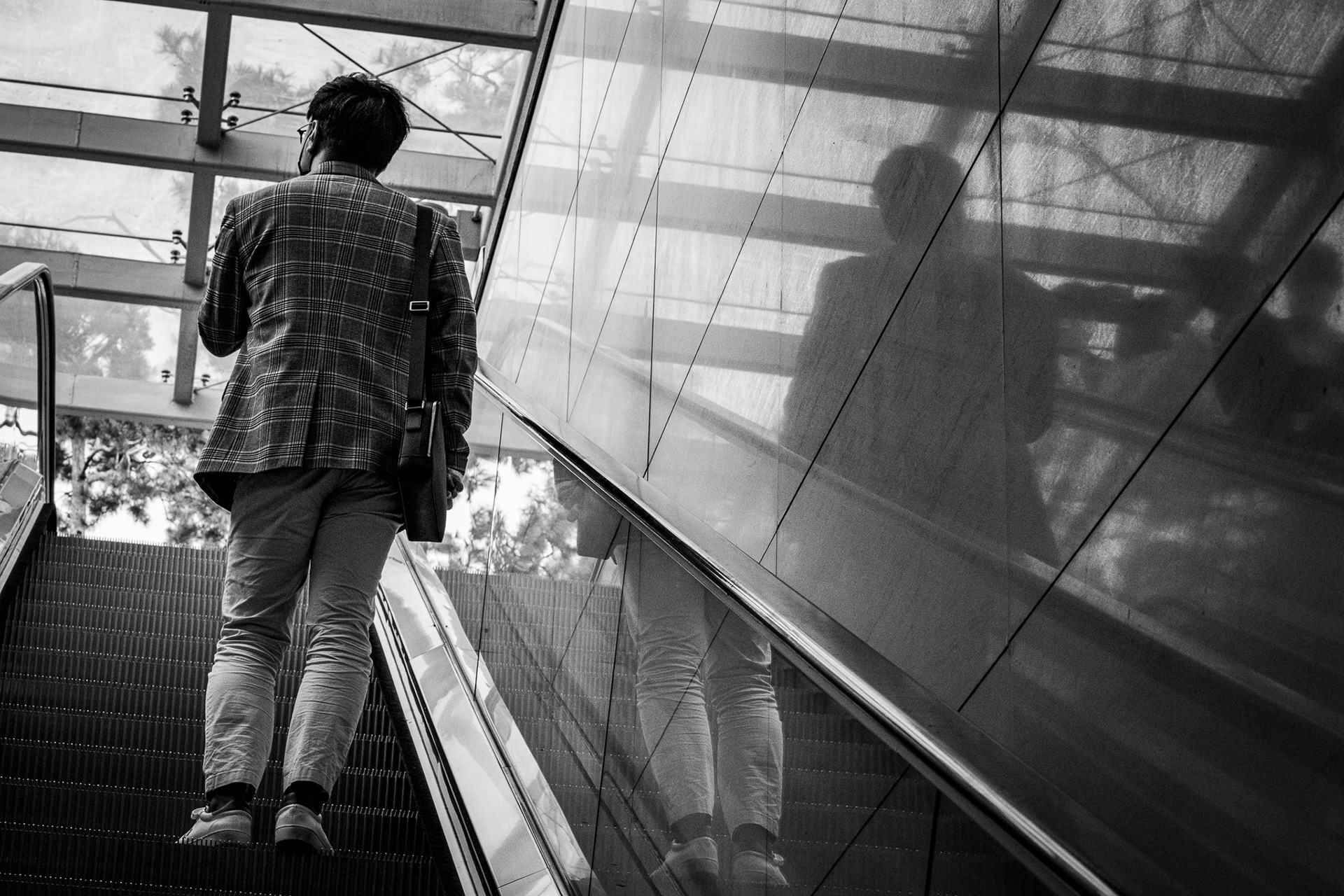 Seoul, South Korea · October 15, 2022 · Nikon Z 9 · Nikkor Z 85 mm f/1.8 S · 1/250 sec f/16 ISO 3200