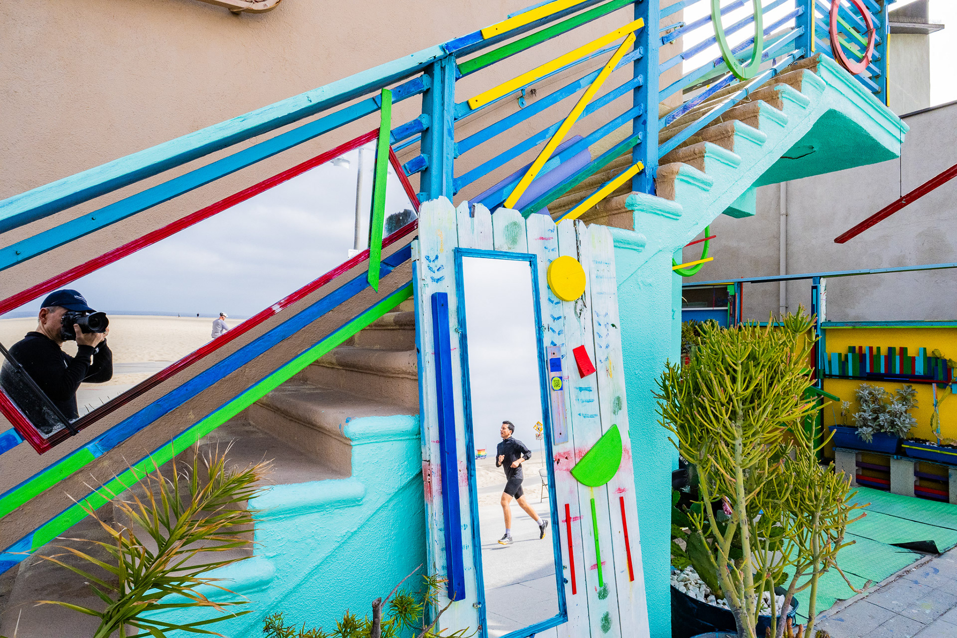 Venice Beach, California, USA · April 20, 2025 · Nikon Z 9 · Nikkor Z 20mm f/1.8 S · 1/500 sec f/16 ISO 1400