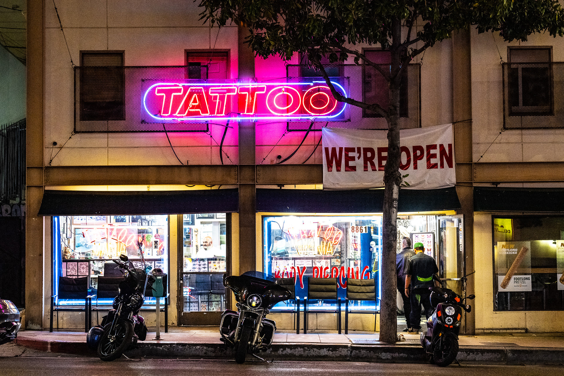 West Hollywood, LosAngeles, California, USA · May 10, 2024 · Nikon Z 9 · Nikkor Z 85mm f/1.2 S · 1/125 sec f/4.5 ISO 4500
