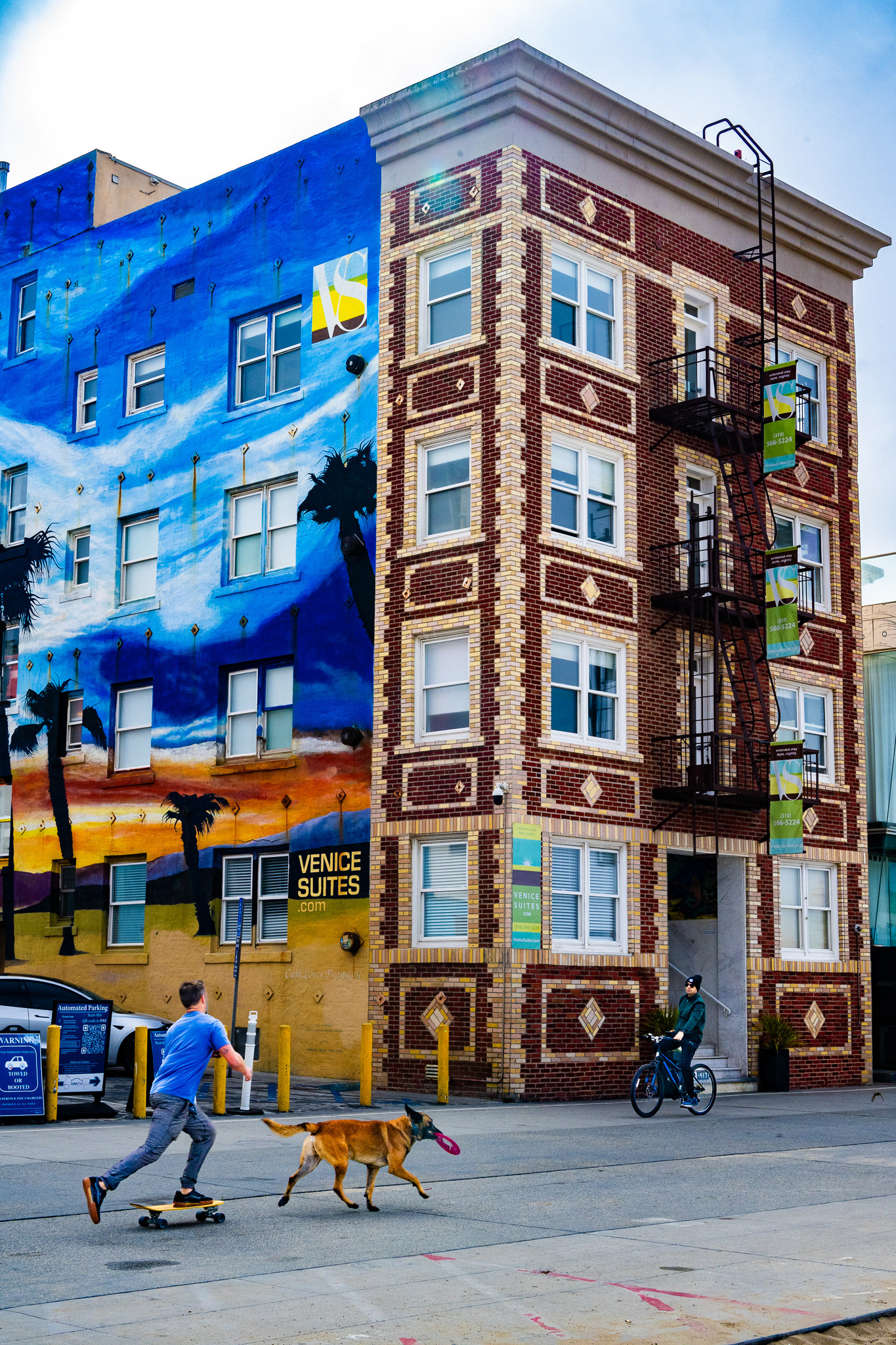 Venice Beach, California, USA · April 20, 2025 · Nikon Z 9 · Nikkor Z 50mm f/1.2 S · 1/500 sec f/16 ISO 800