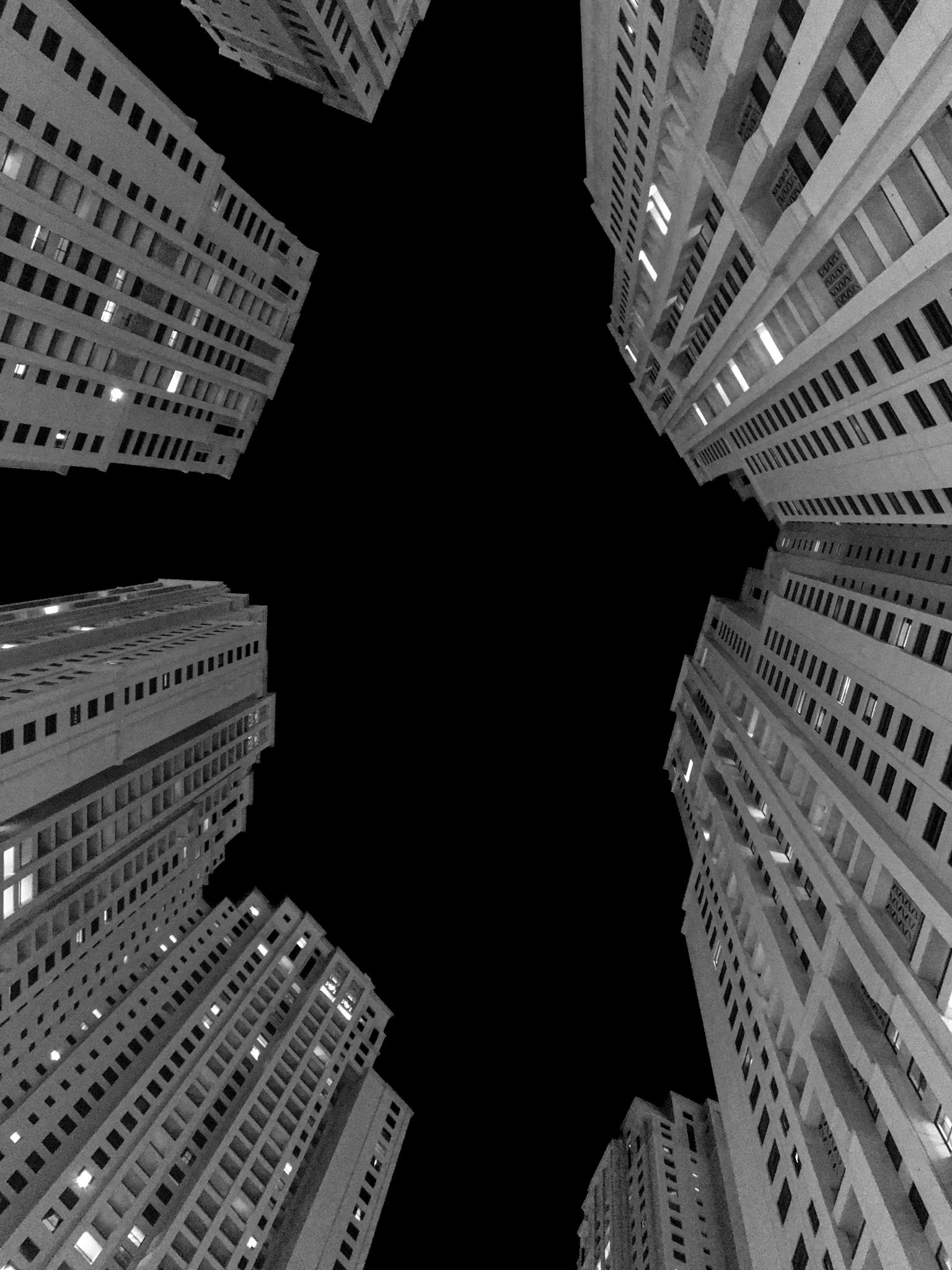 Dubai, UAE · April 18, 2018 · Apple iPhone 7 · iPhone 7 back camera 3.99 mm f/1.8 · 1/4 sec f/1.8 ISO 800