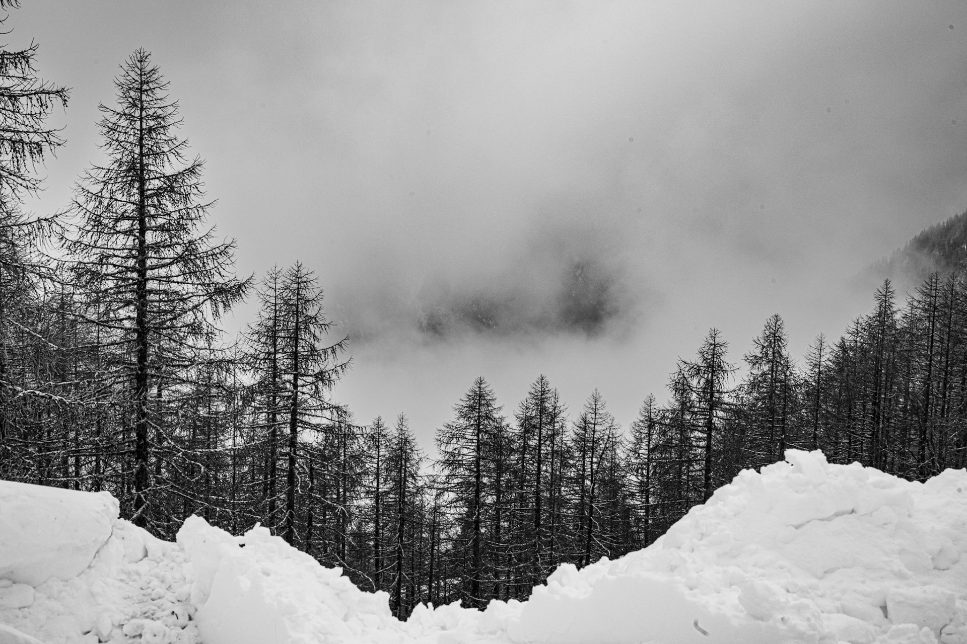 Chamonix, France · December 22, 2023 · Nikon Z 9 · Nikkor Z 50mm f/1.2 S · 1/100 sec f/16 ISO 450