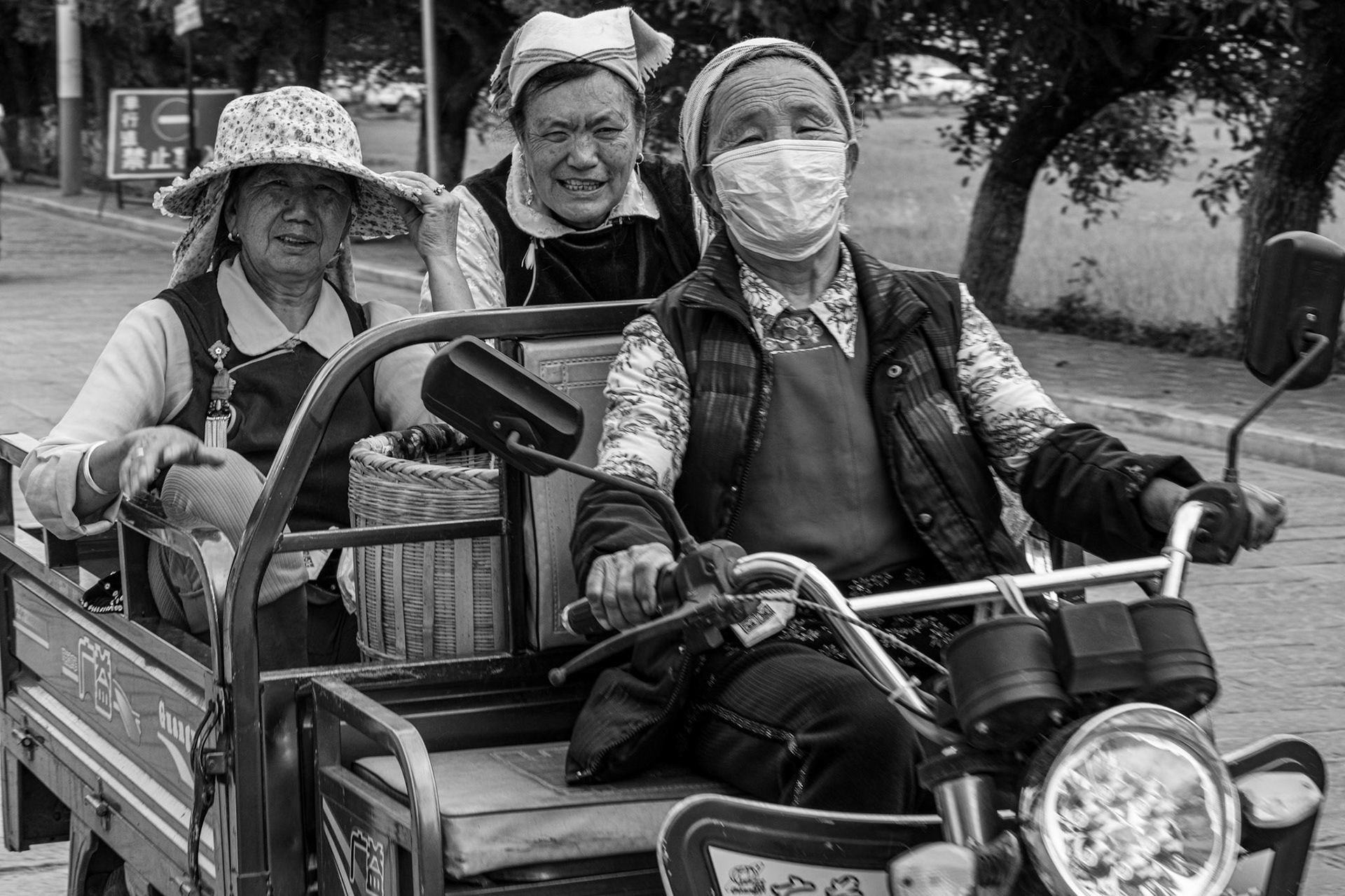 Dali, Yunnan Province, China · July 12, 2023 · Nikon Z 9 · Nikkor Z 85 mm f/1.8 S · 1/125 sec f/16 ISO 560