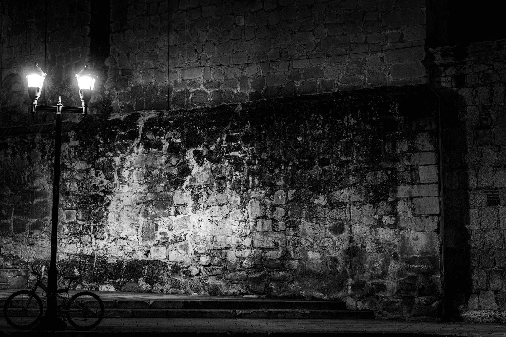 Oaxaca, Mexico · August 17, 2022 · Nikon Z 9 · Nikkor Z 50 mm f/1.8 S · 1/60 sec f/3.5 ISO 2500