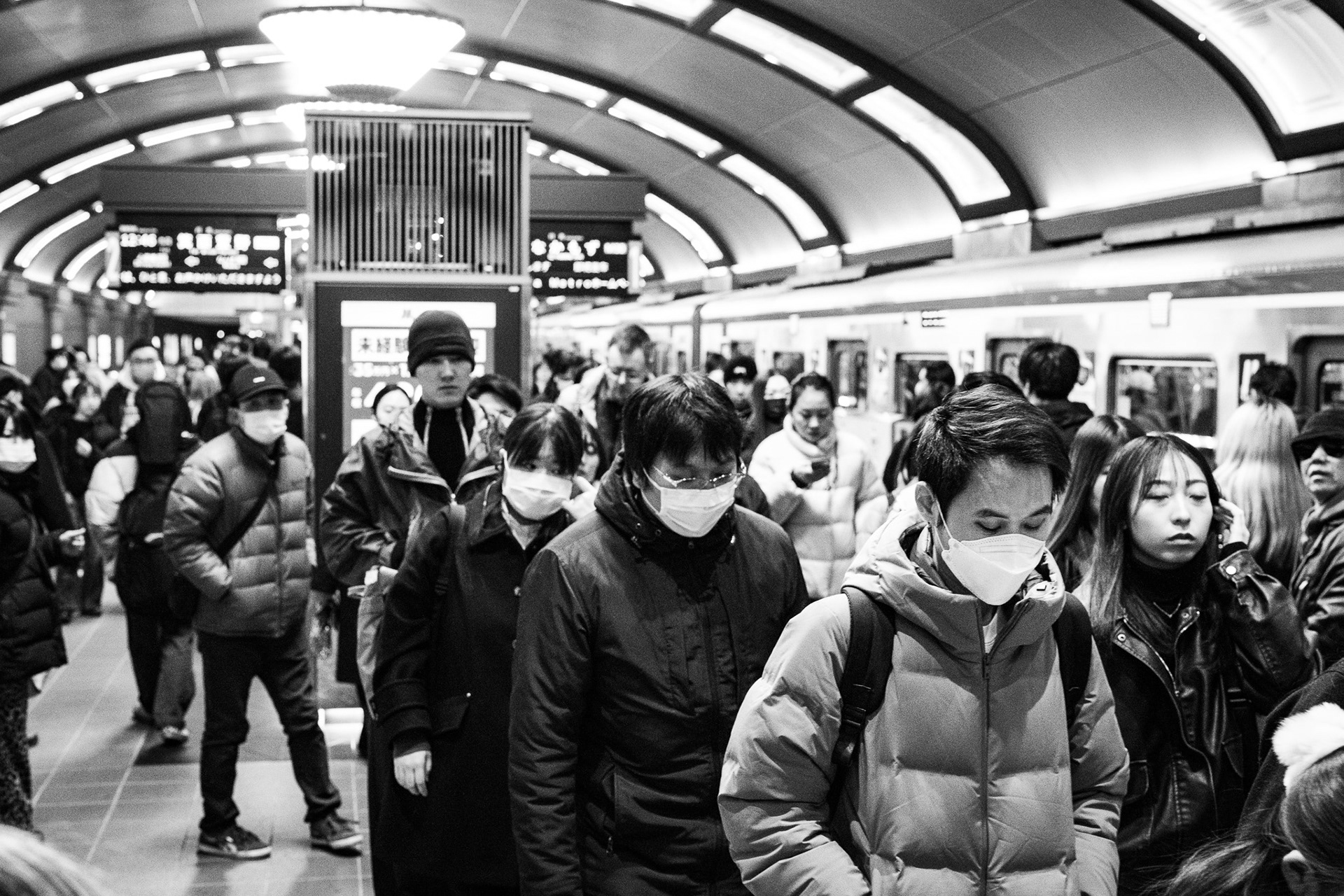 Osaka, Japan · February 23, 2025 · Nikon Z 9 · Nikkor Z 50mm f/1.2 S · 1/250 sec f/5.6 ISO 4000