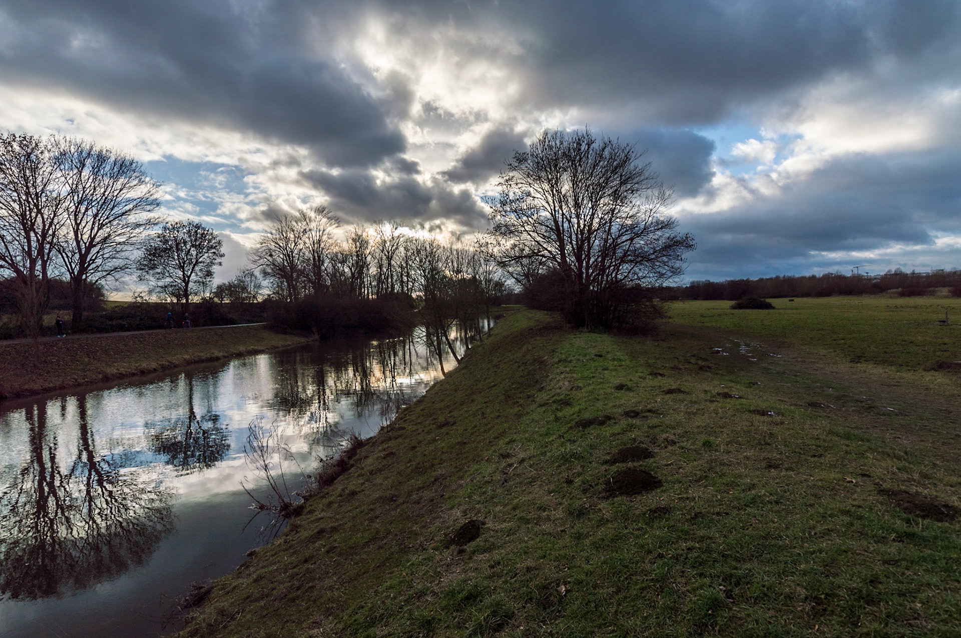 Been to the old airfield at Frankfurt Bonames today, great light to play around with my 11mm ultrawide. This is a combined picture of two shots, using Lightrooms HDR function.