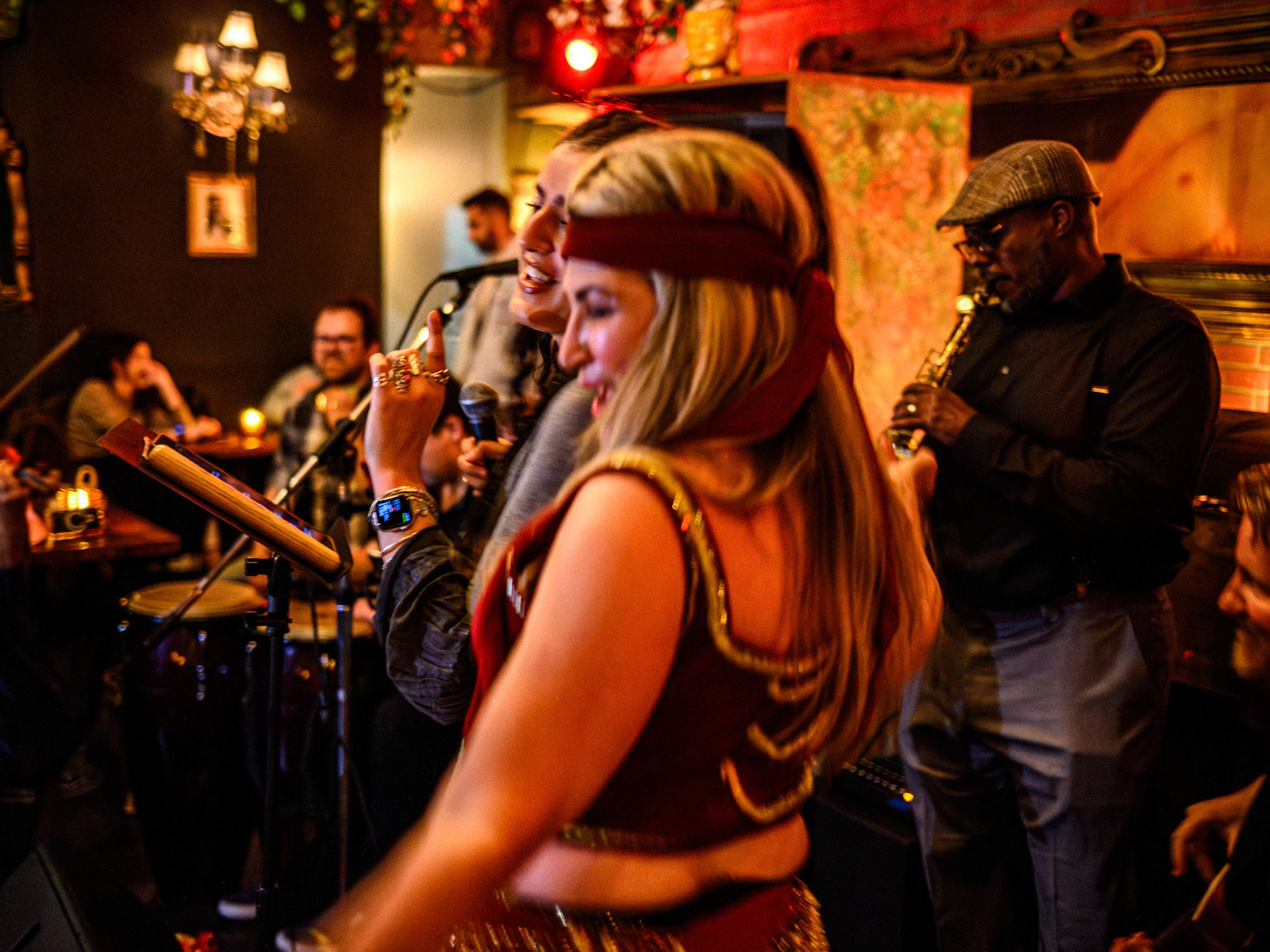 Azul band performance at El Secreto de Rosita