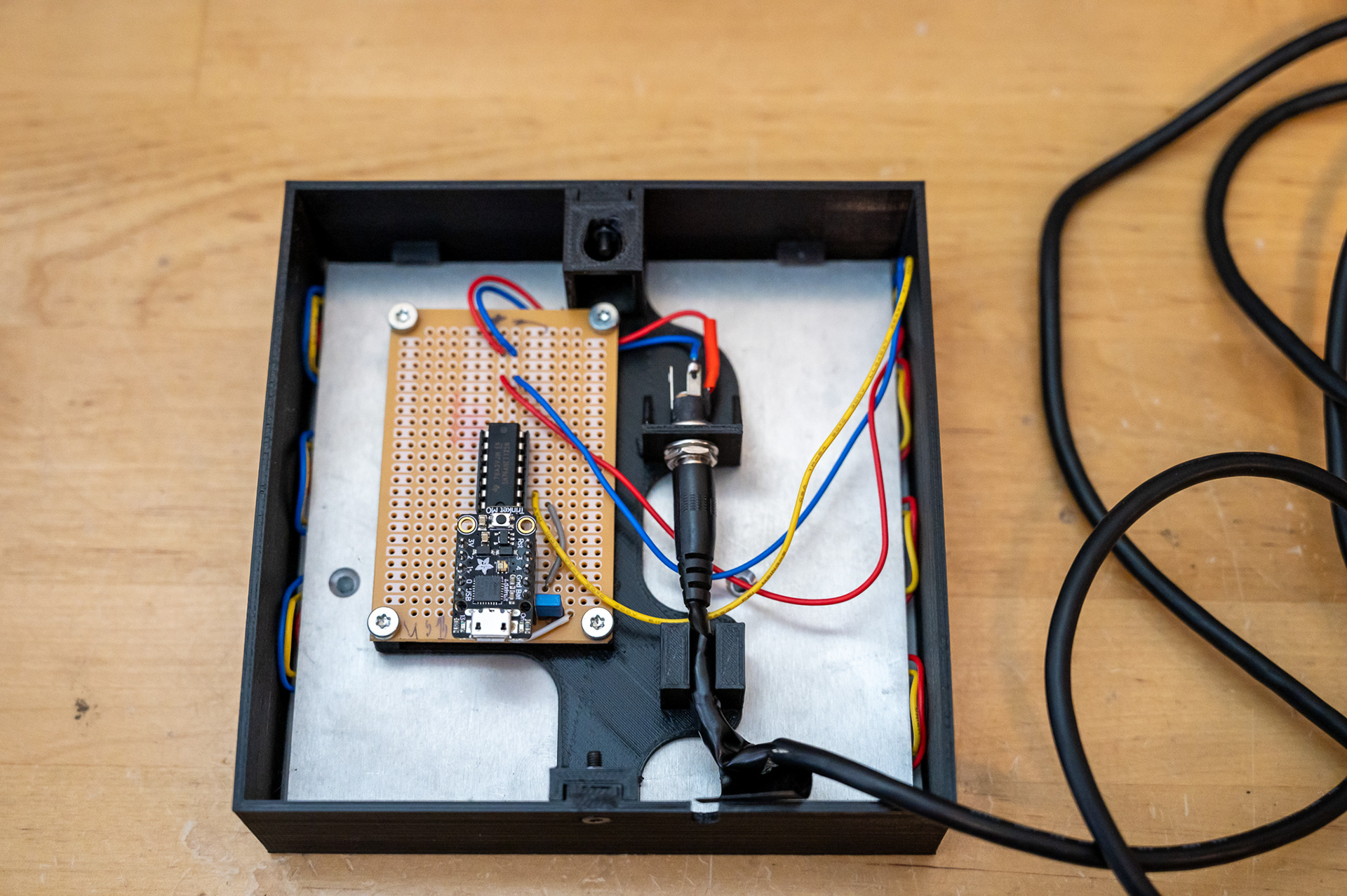 Backside with electronics