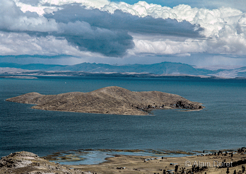 Entre Pérou et Bolivie, le lac titicaca