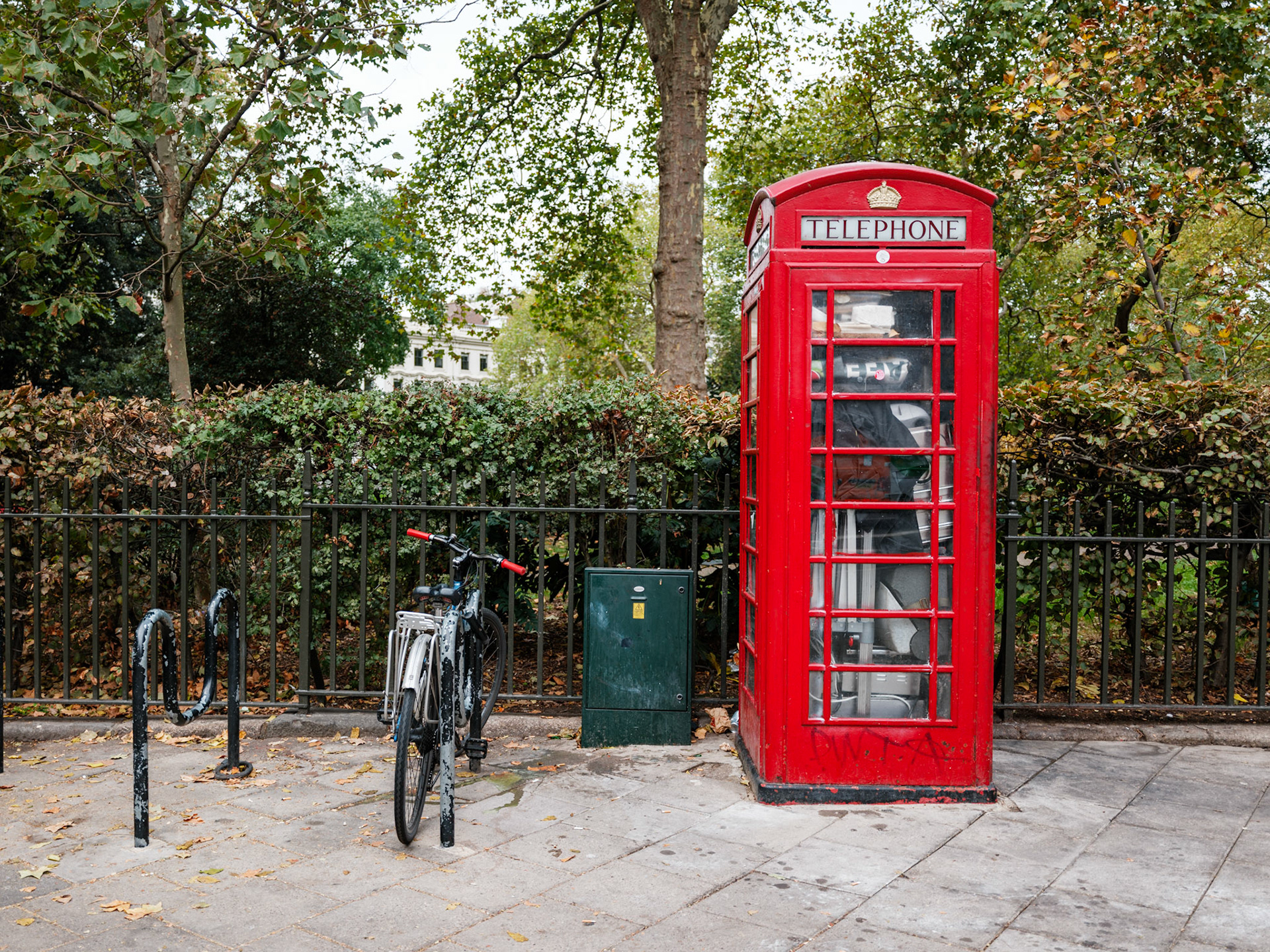 K6 Telephone Box