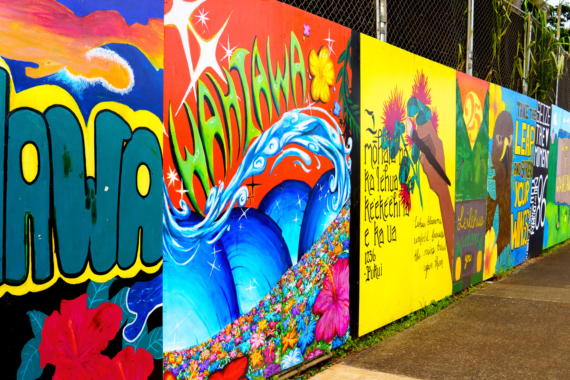 Wahiawa flows with the rhythm of the waves, carving its name in art.