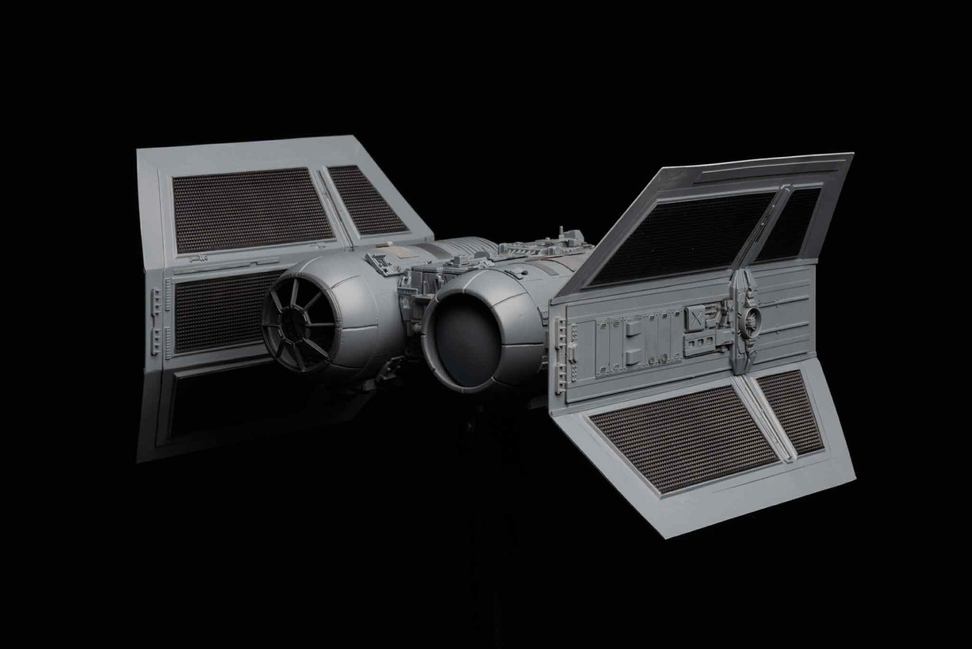 Needa Shuttle Concept - Star Wars: Empire Strikes Back shot by Benjamin Bowman