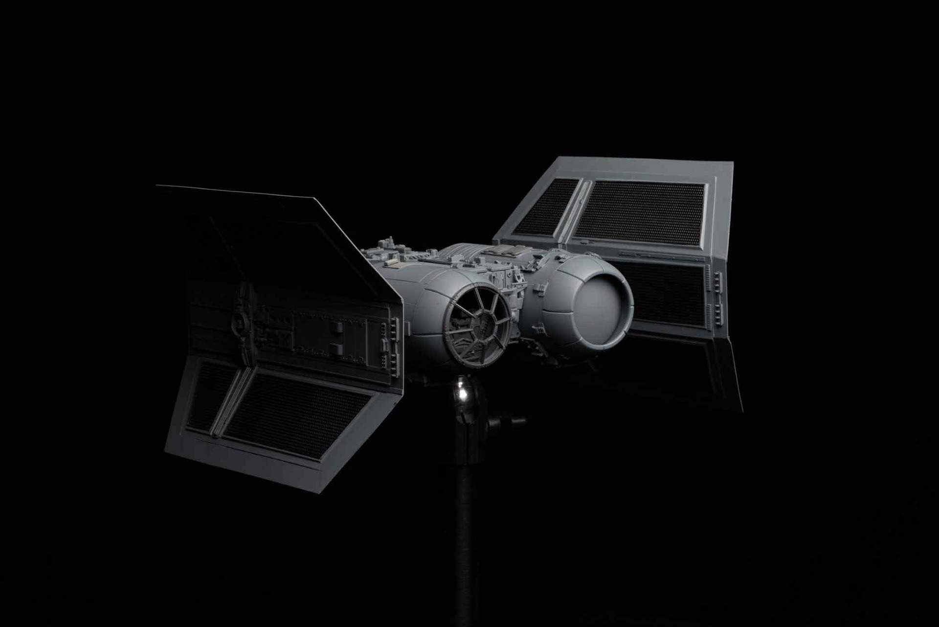 Needa Shuttle Concept - Star Wars: Empire Strikes Back shot by Benjamin Bowman