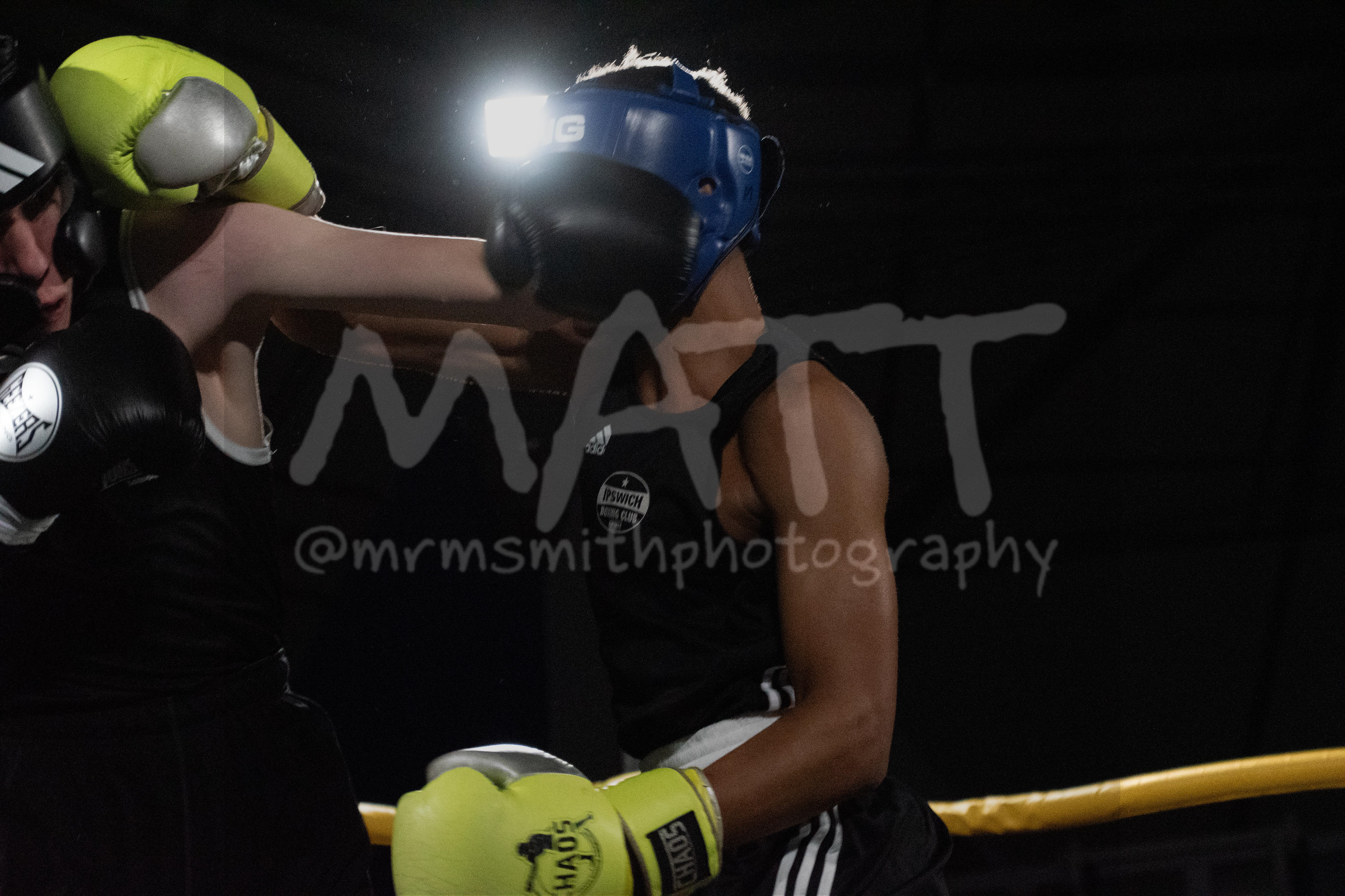F12_0009