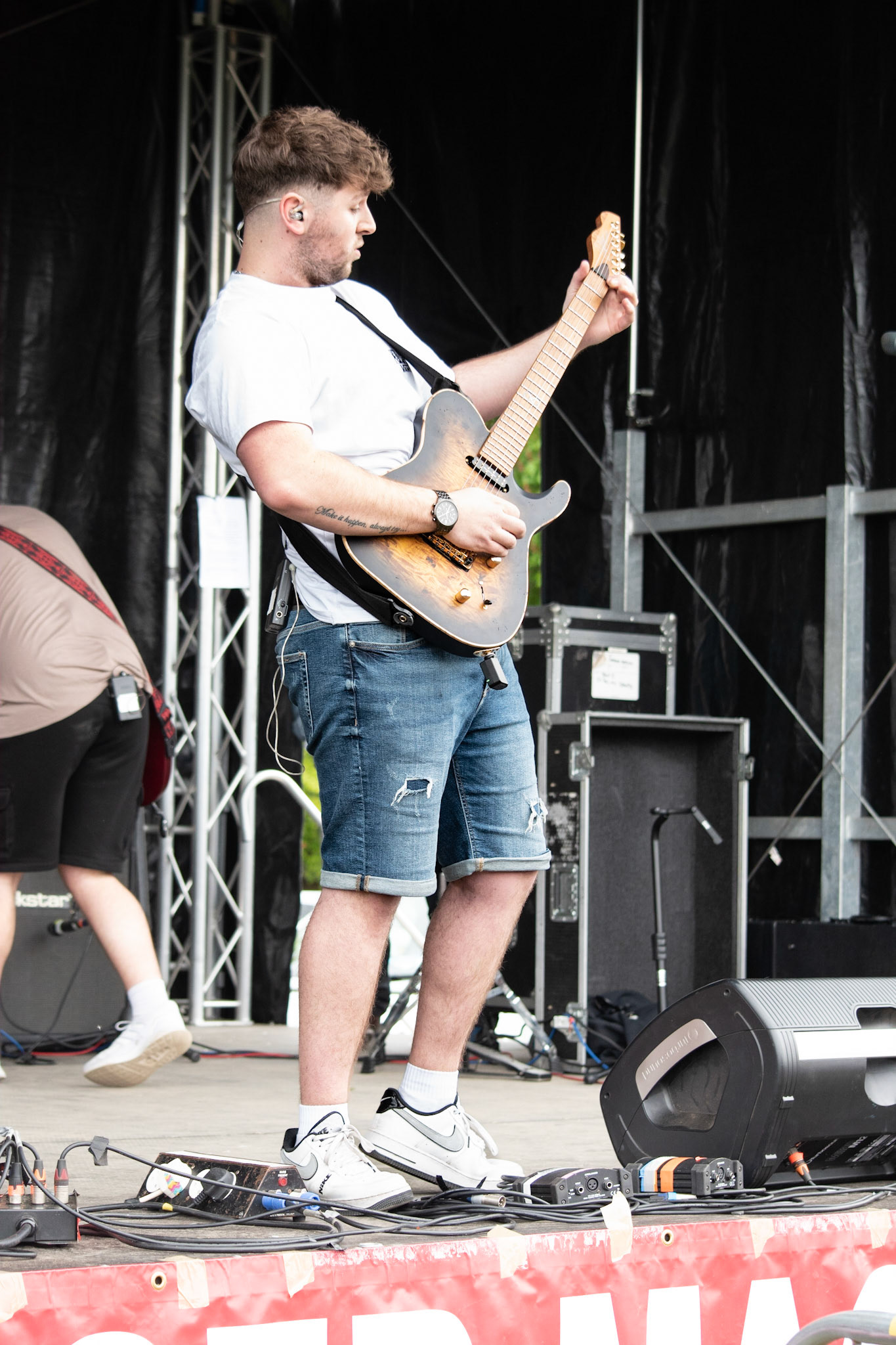 MAY_0463