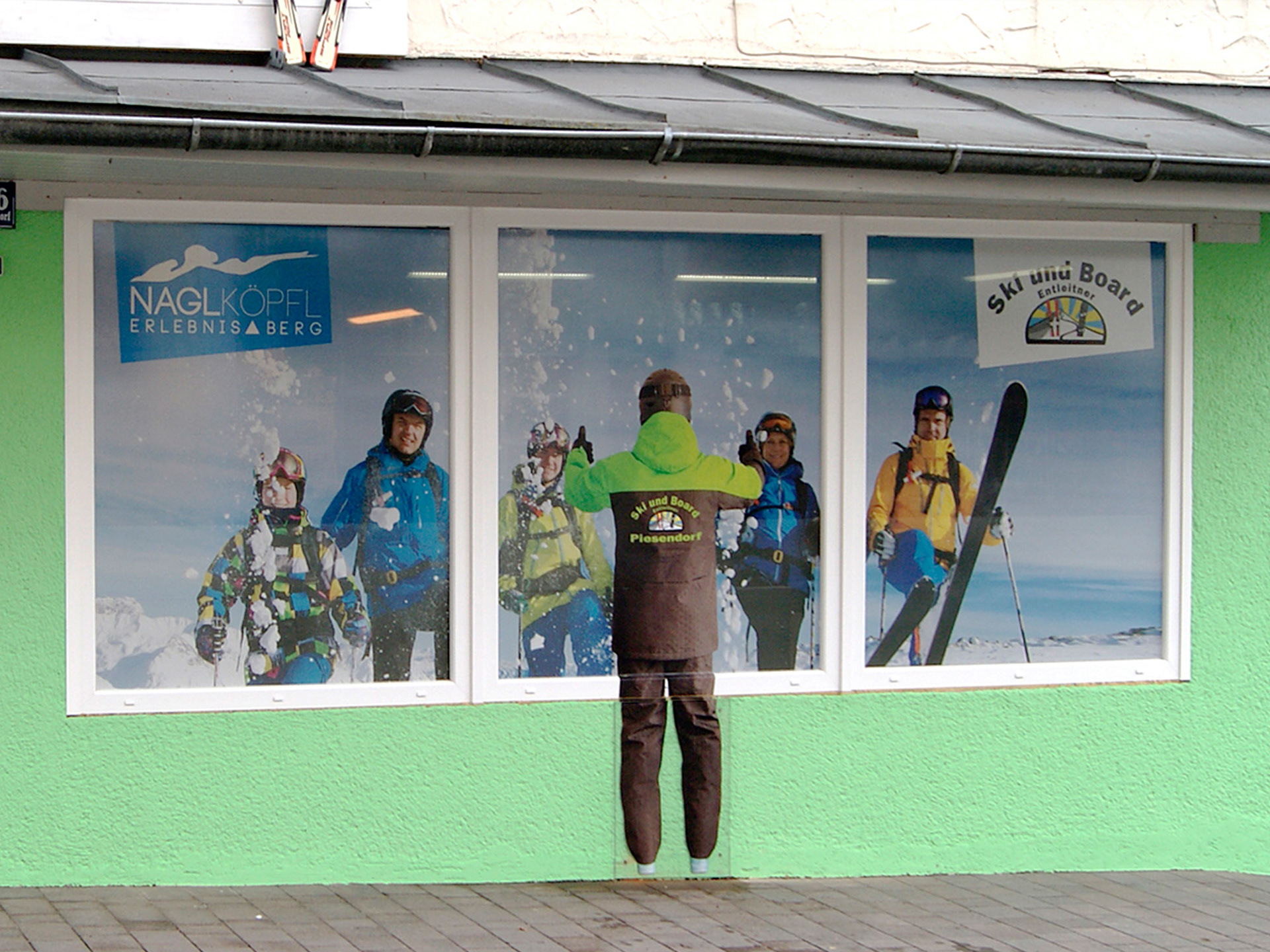 Schaufenstergestaltung - Skischule Entleitner Naglköpfl Piesendorf