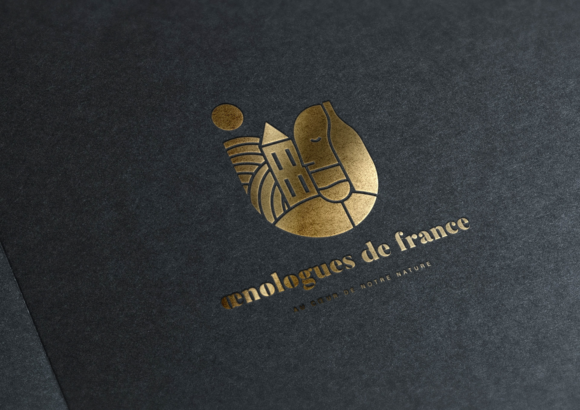 Embossage et dorure à chaud sur papier noir