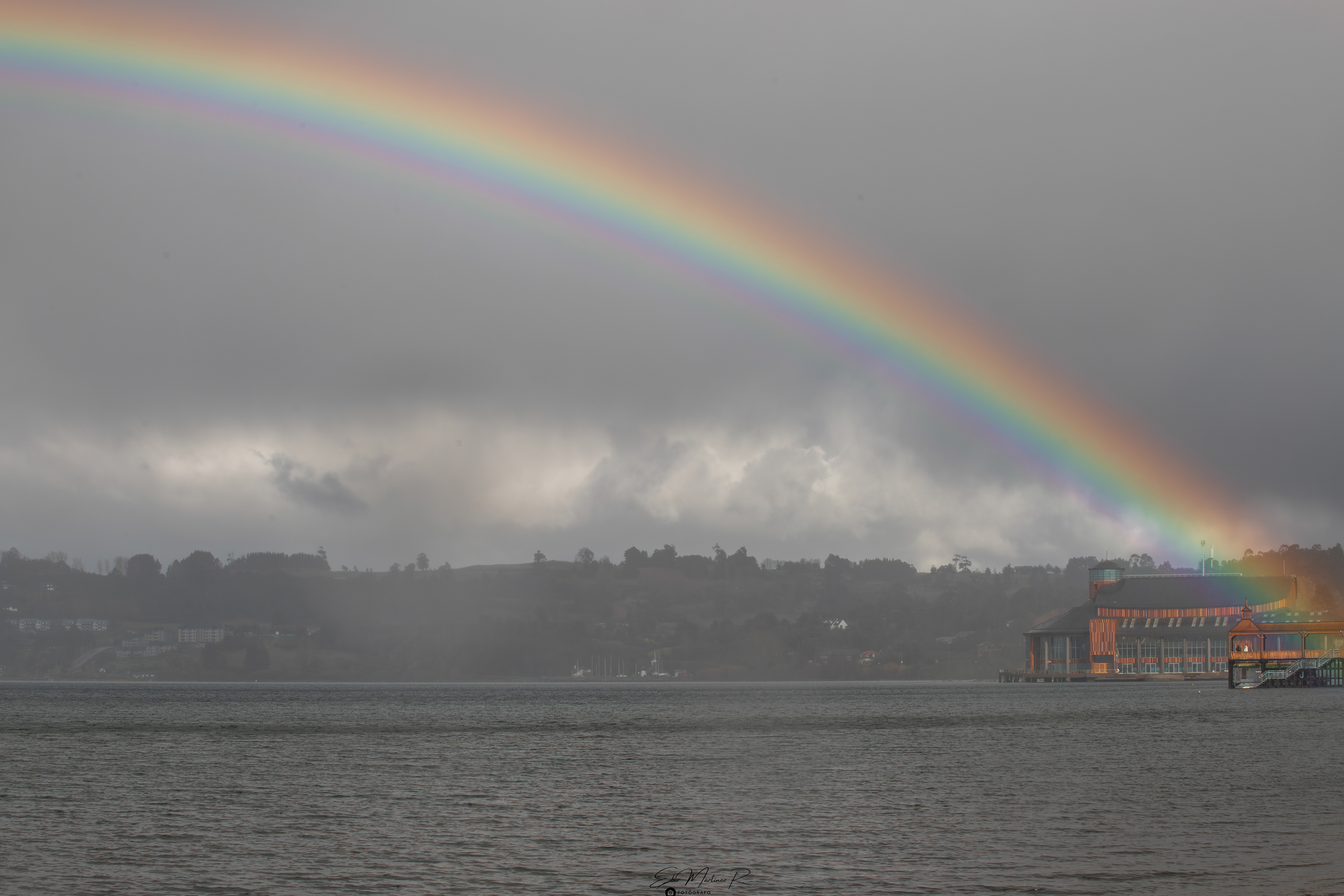 Frutillar - Arcoiris sobre el Teatro del Lago