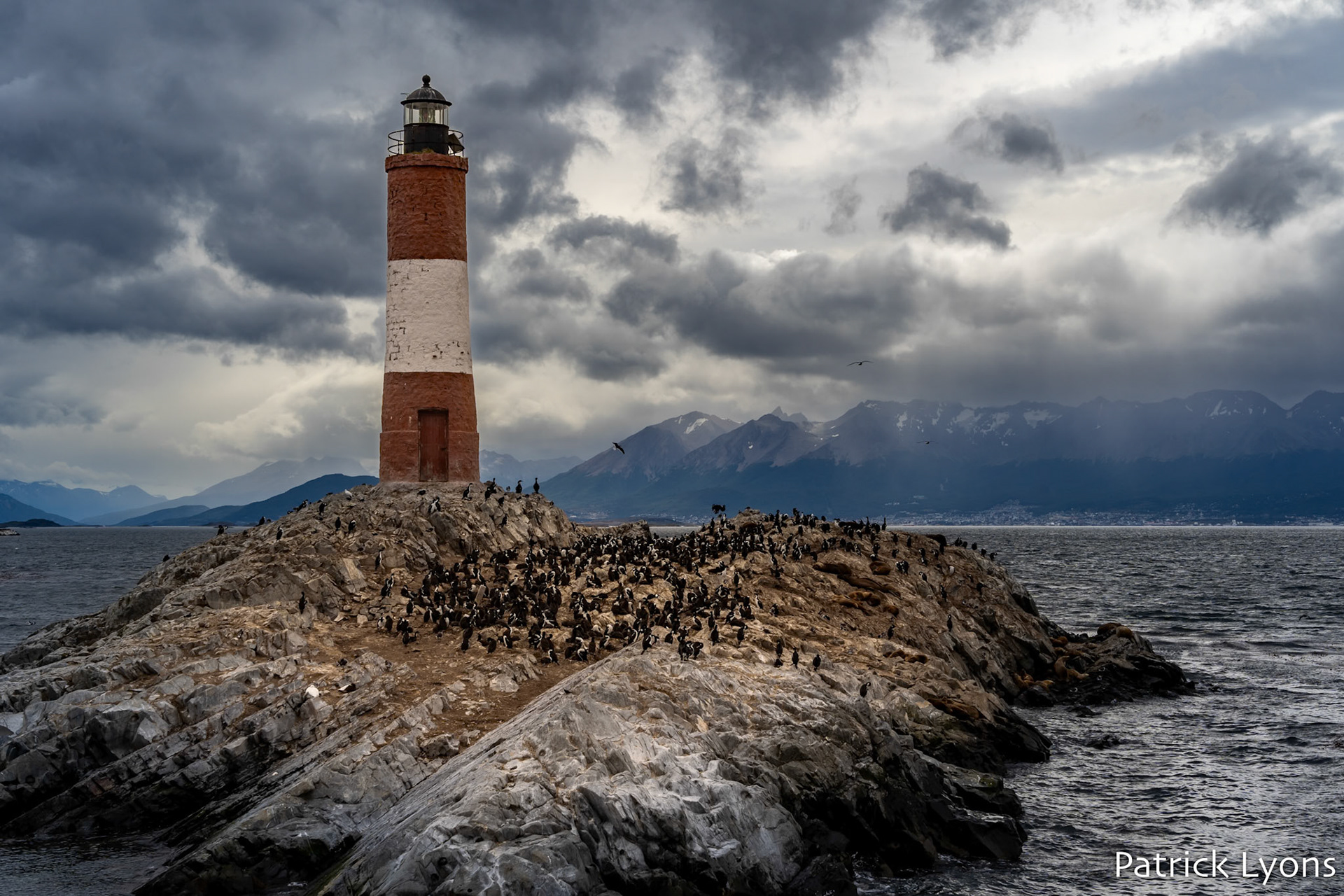 Faro Les Éclaireurs Lighthouse - Beagle Channel