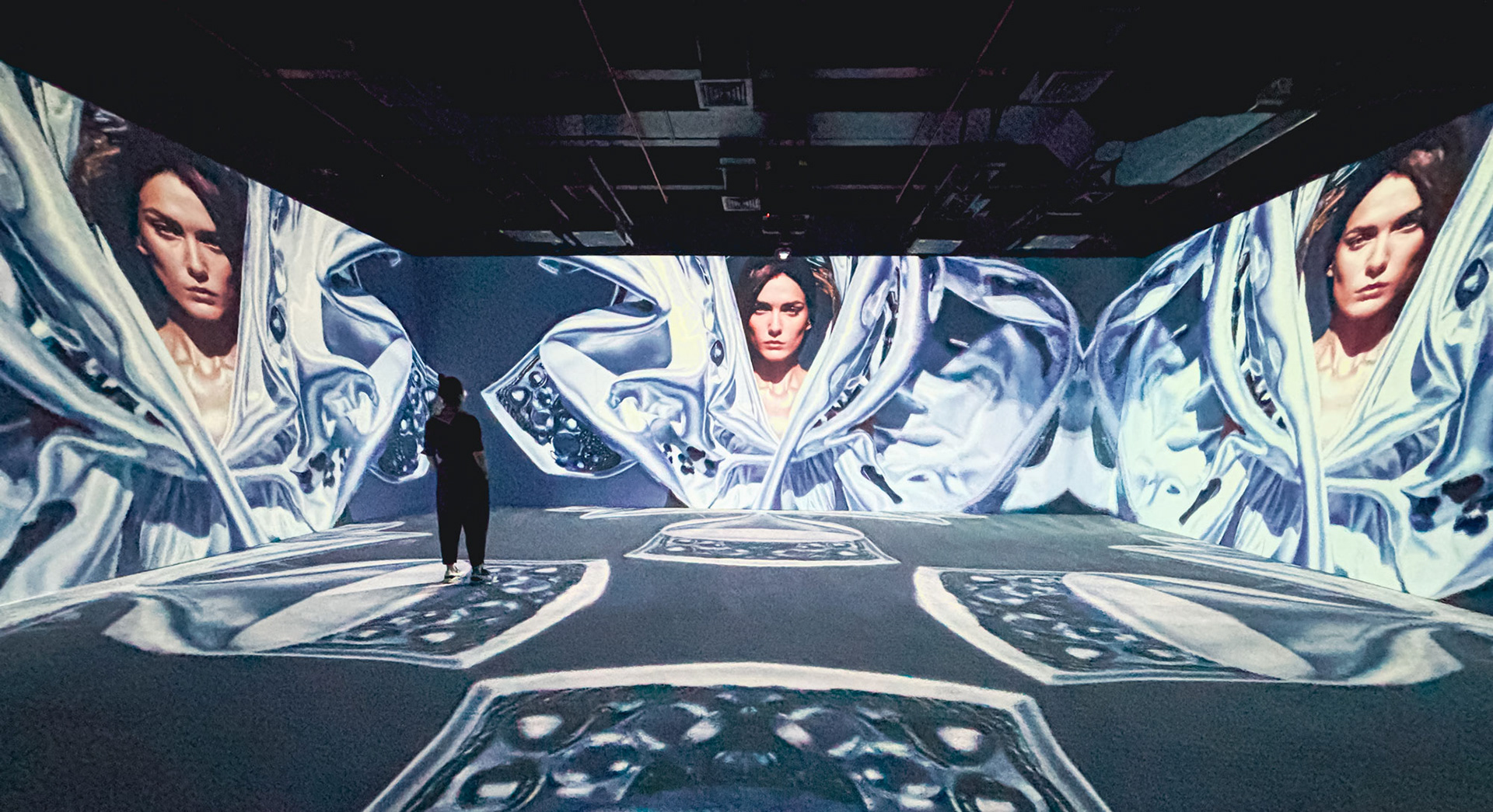 Future Elegance at AIVerse Exhibition at Kanvas Dubai, 2025