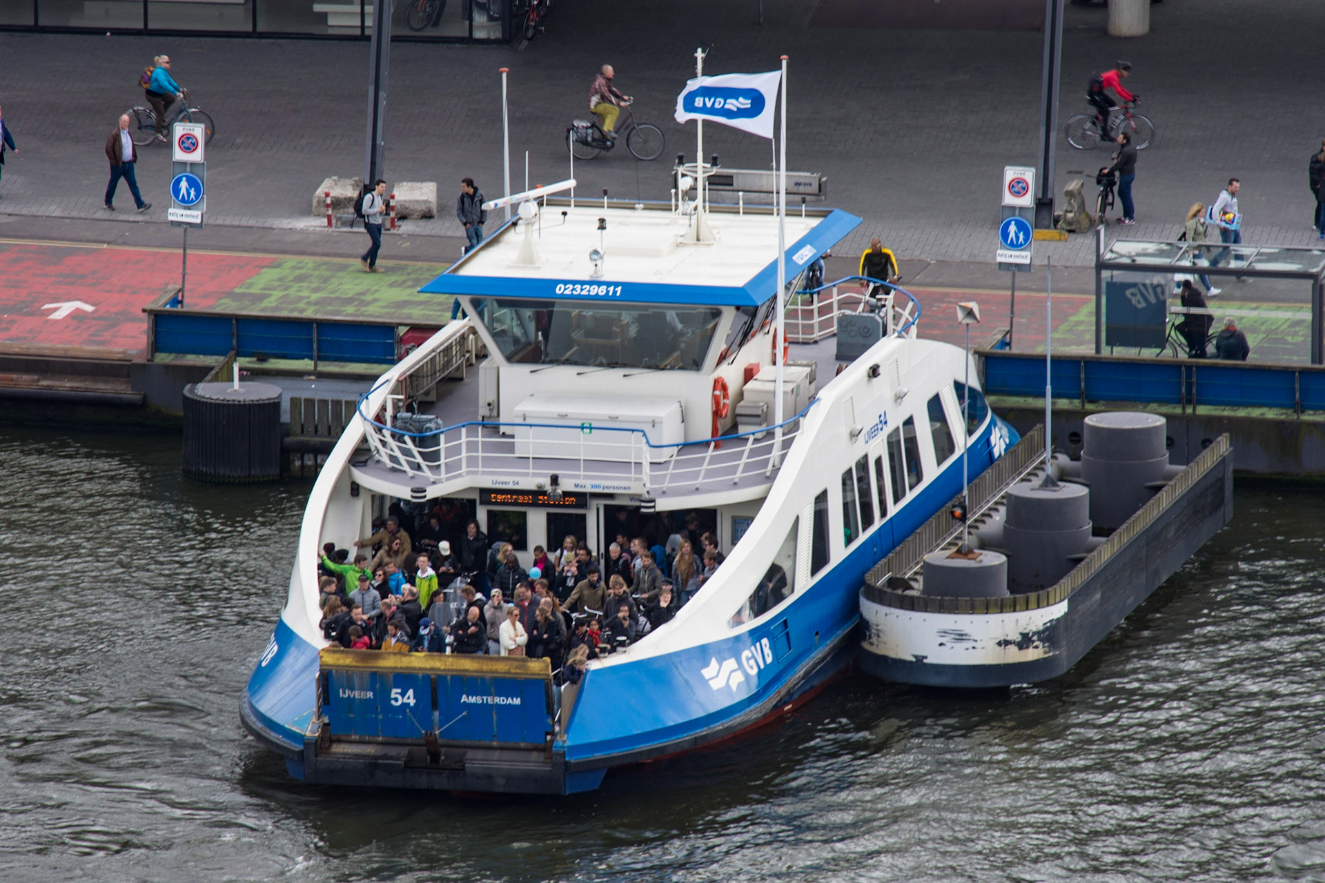 Pont Central Station - Amsterdam- The Netherlands (2016)