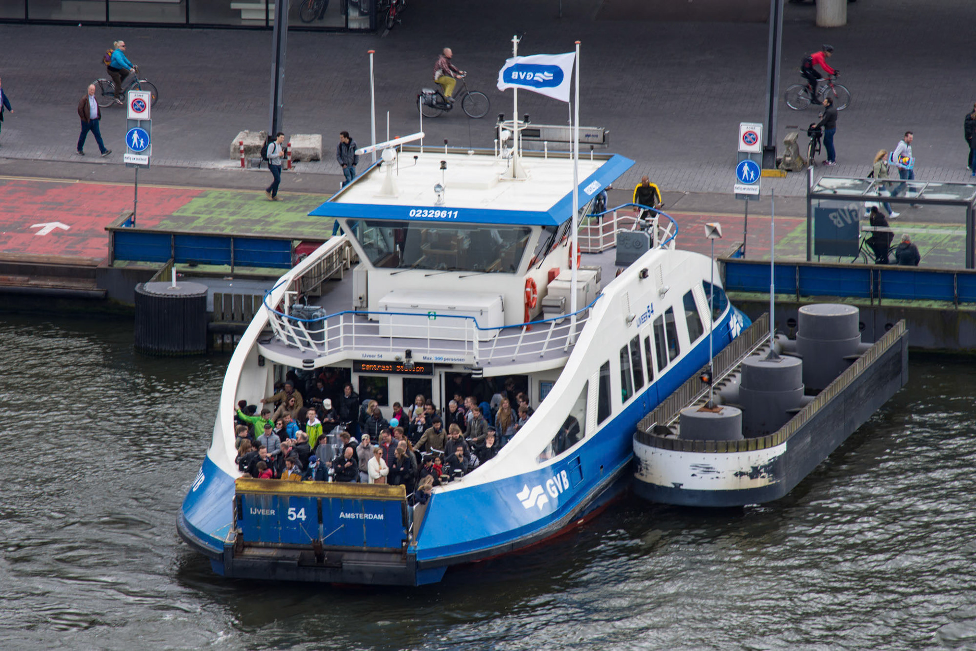 Pont Central Station - Amsterdam- The Netherlands (2016)