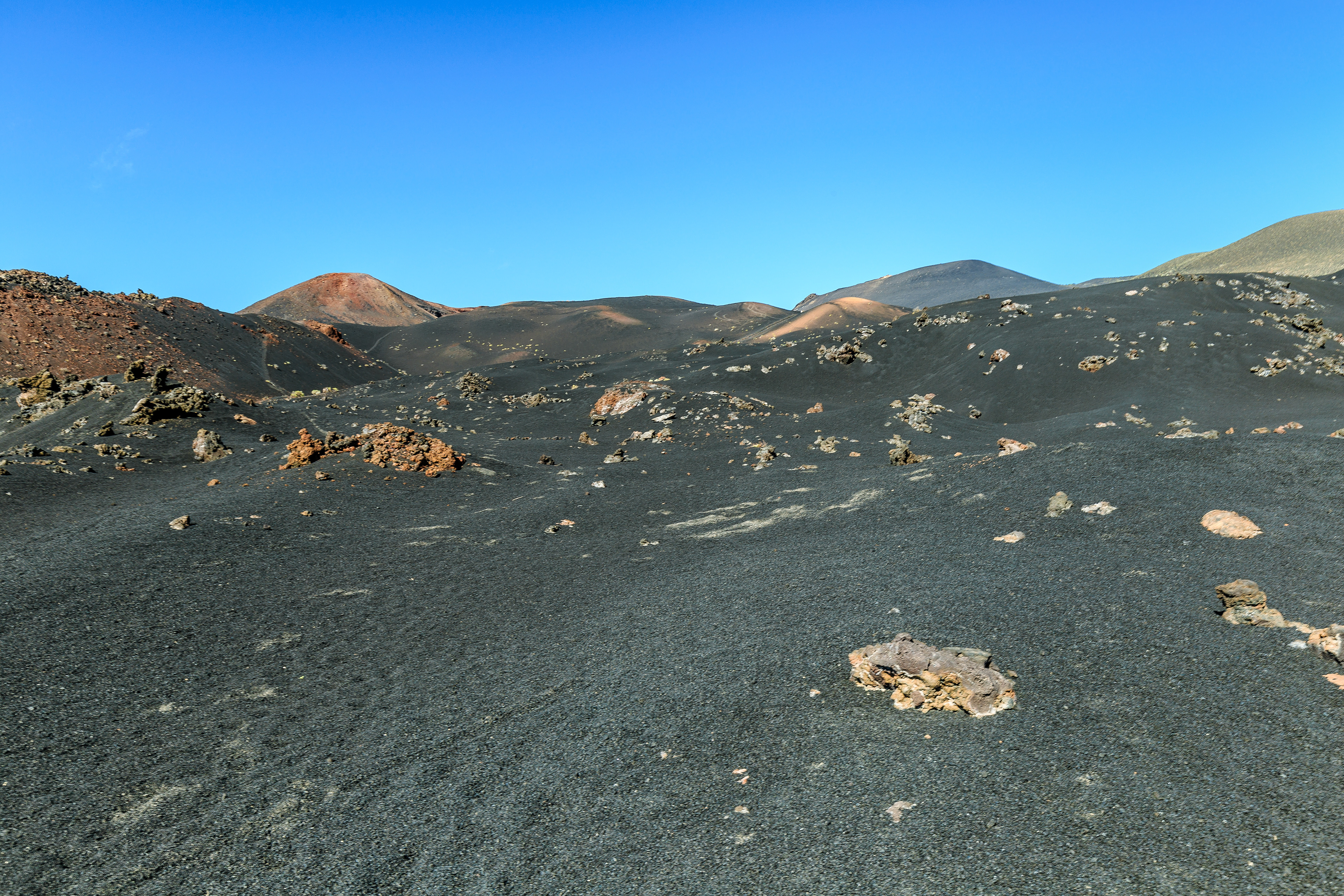 La Palma - Lavafelder mit Vulkan Teneguia und San Antonio bei Fuencaliente