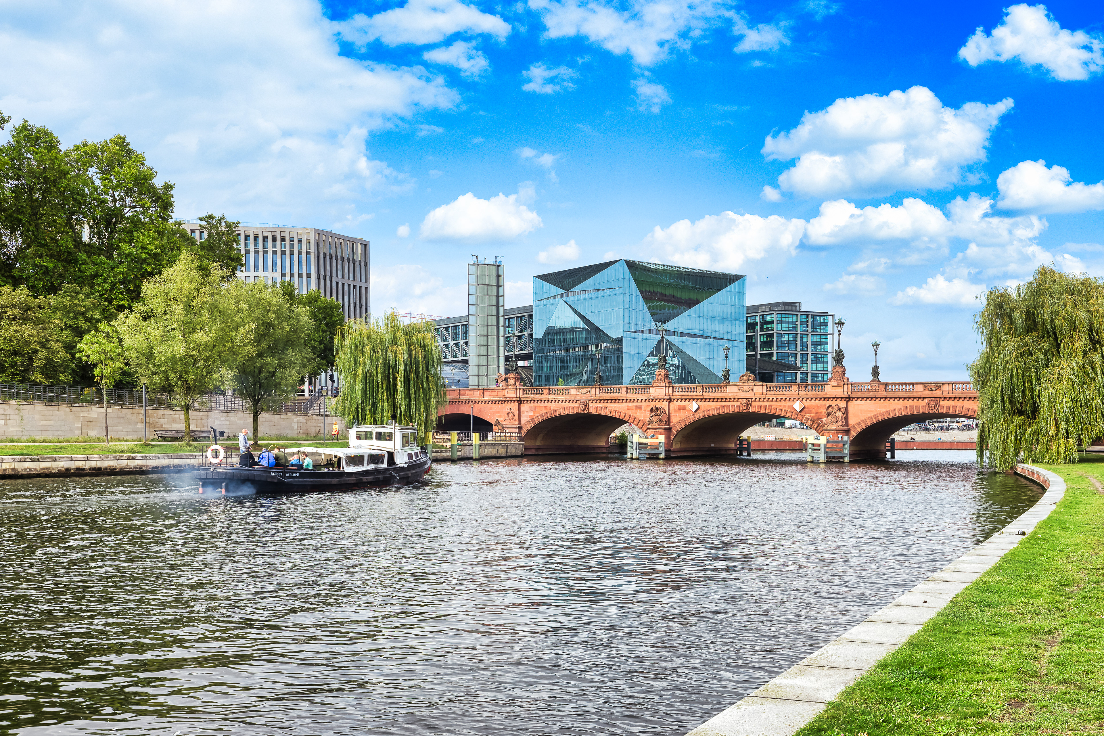 Historic Moltke Bridge from 1891 over the Spree