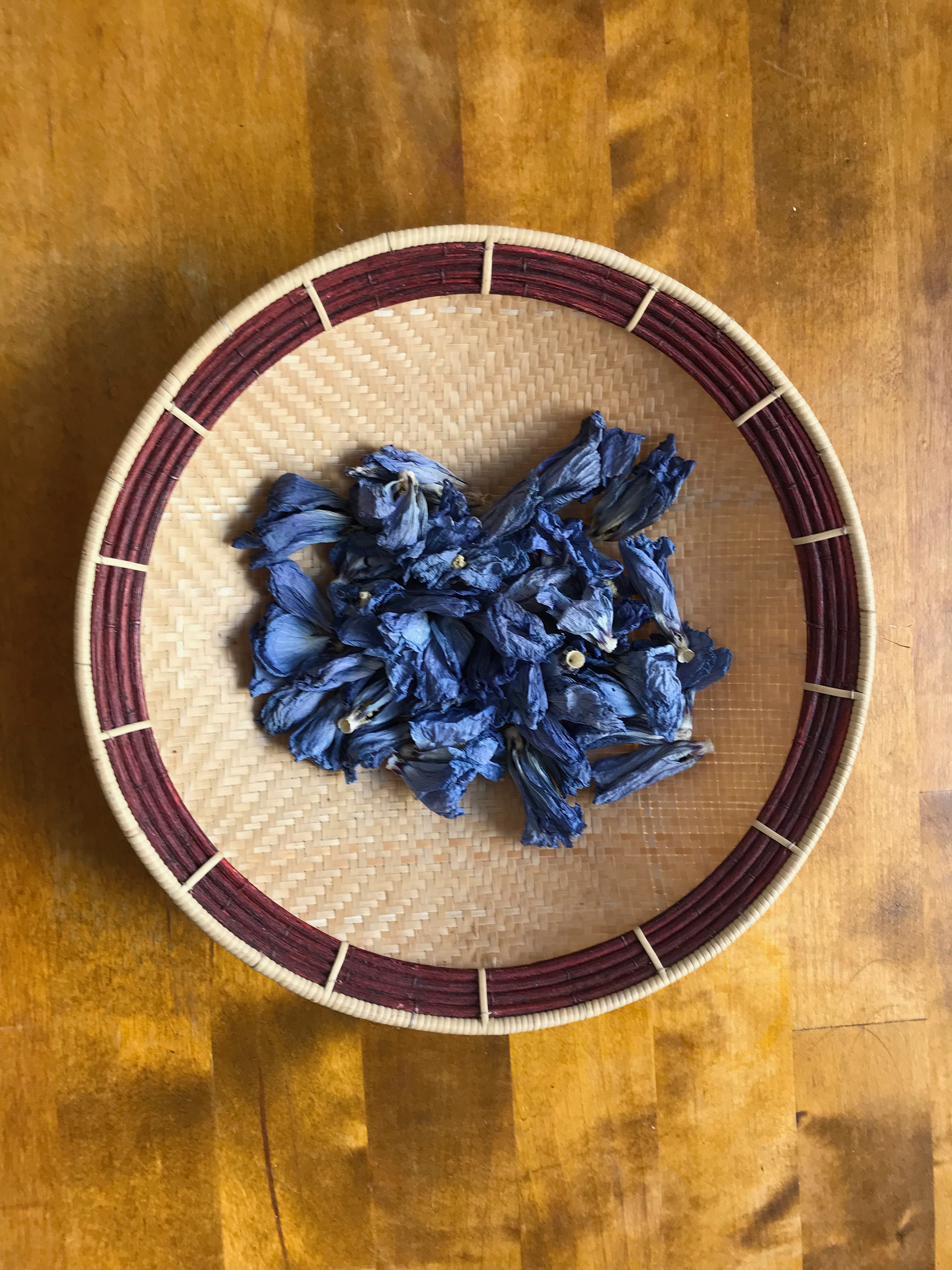 Experimental Pigment Production + Print Making | Self-initiated with Sandra Méndez Sarmiento | 2022-2023