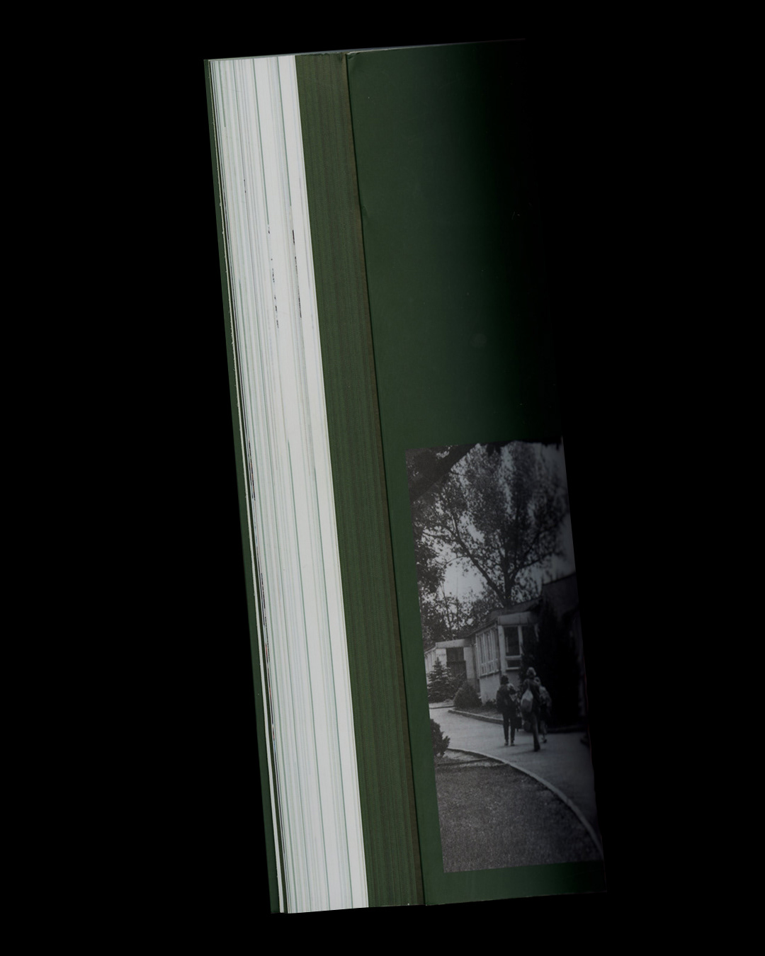 Anniversary publication for the 100th anniversary of the Rudolf-Hildebrand-Schule | Editorial Design  | For City of Markkleeberg | Collaboration with Ira Göller | 2024