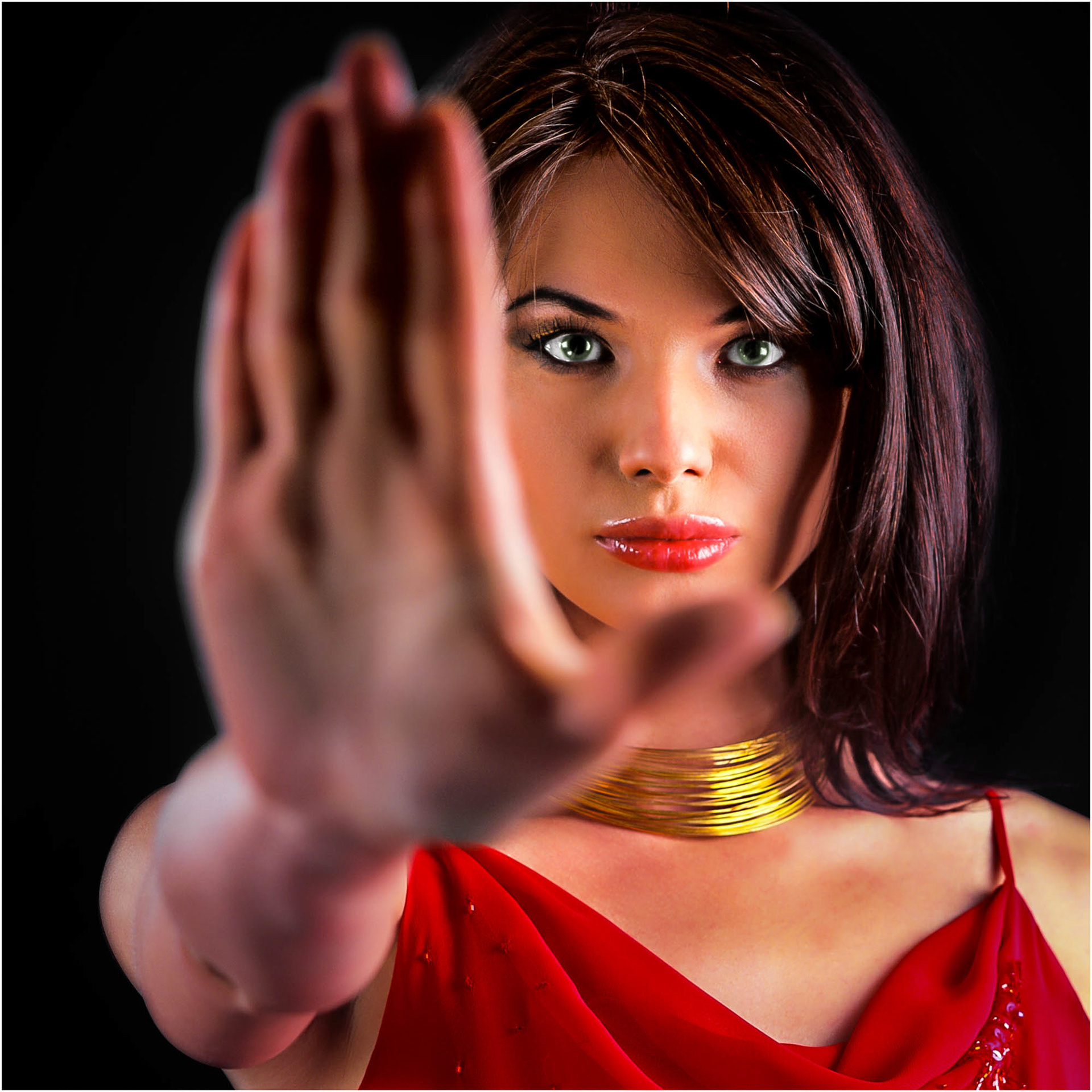 Cliente: Liz Minelli. Proyecto: Publicidad. 2003.