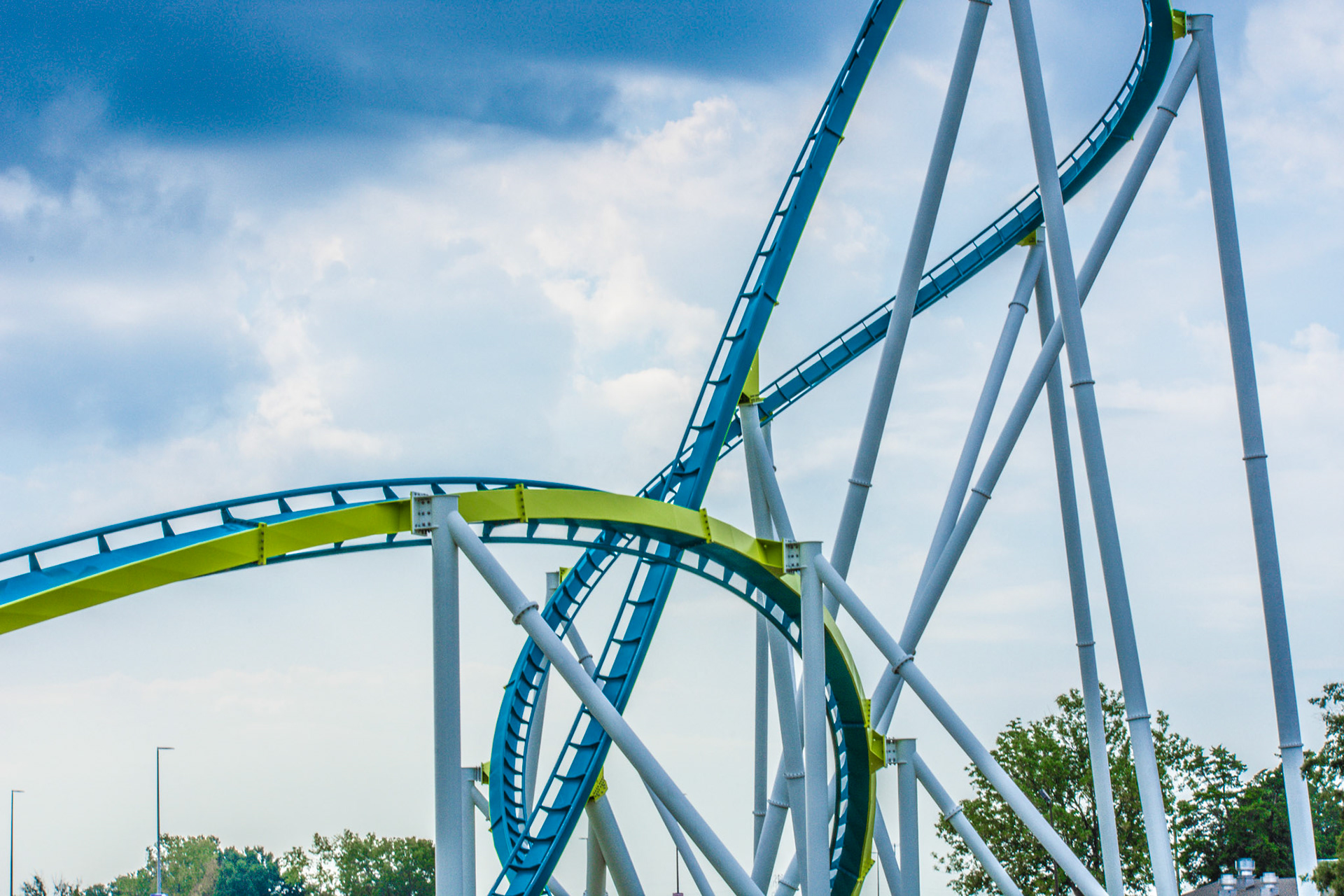Fury 325’s signature trebel cleff hill.