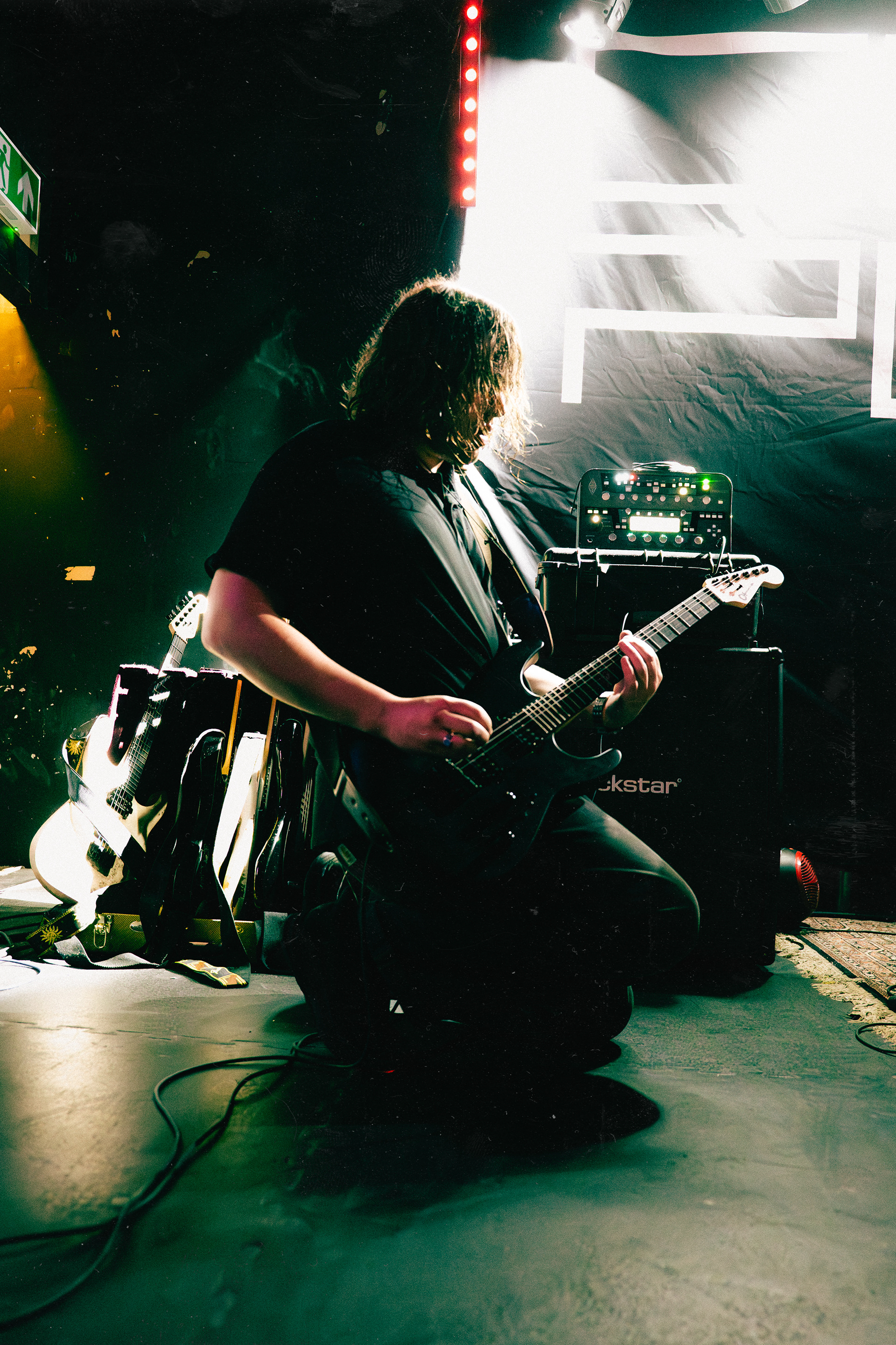 Dead Pony + Supports - Image by Owain Morris.