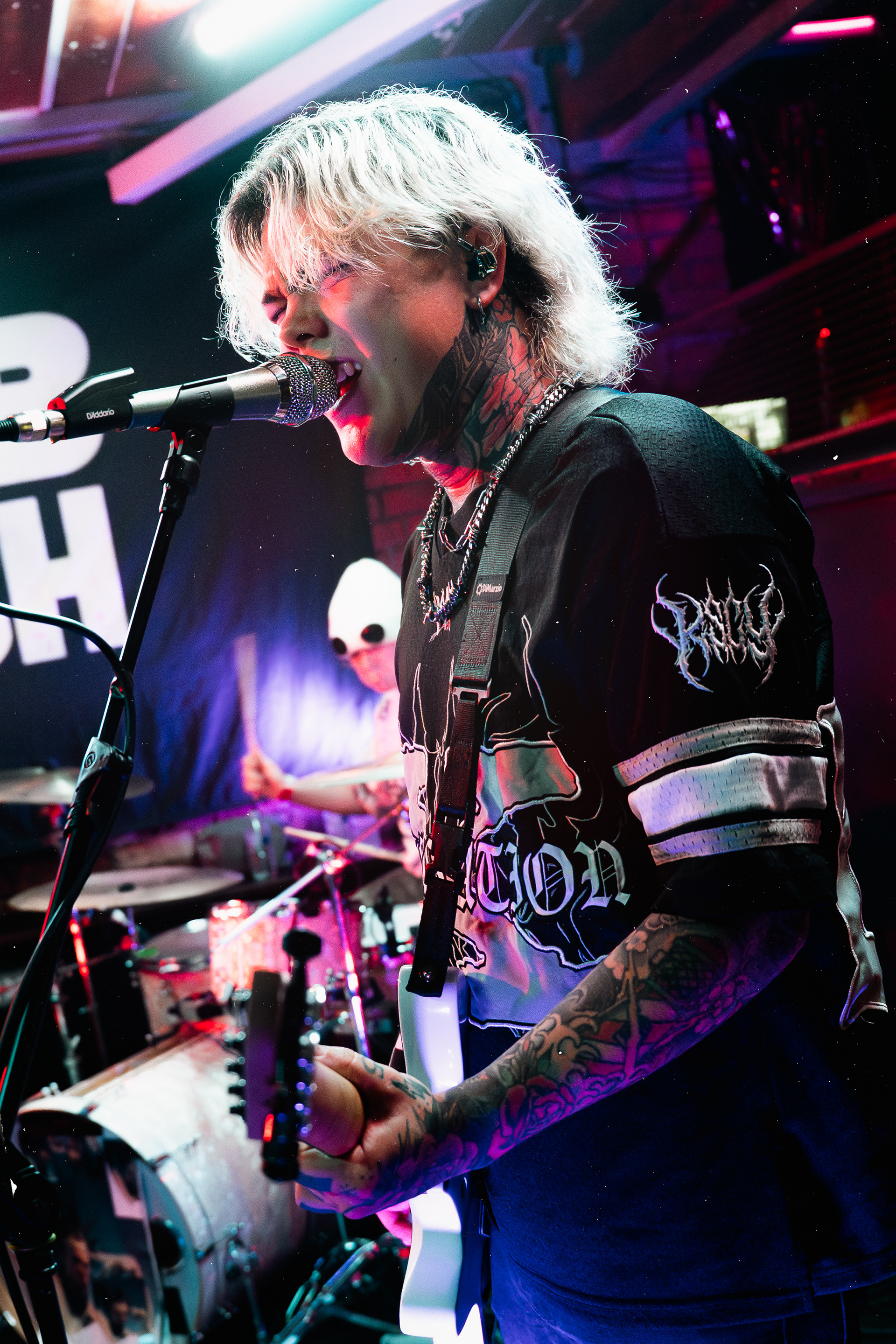 Headwreck + Supports in Cardiff - Image by Owain Morris.