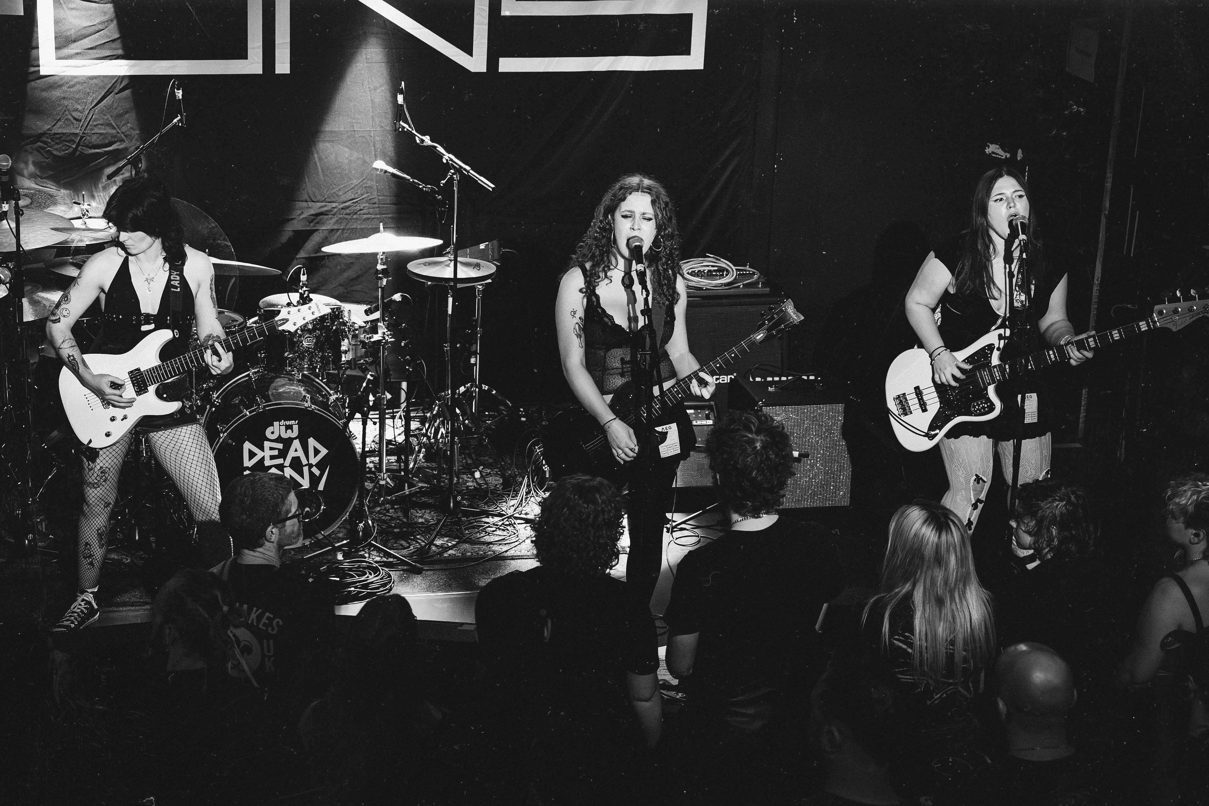 Dead Pony + Supports - Image by Owain Morris.