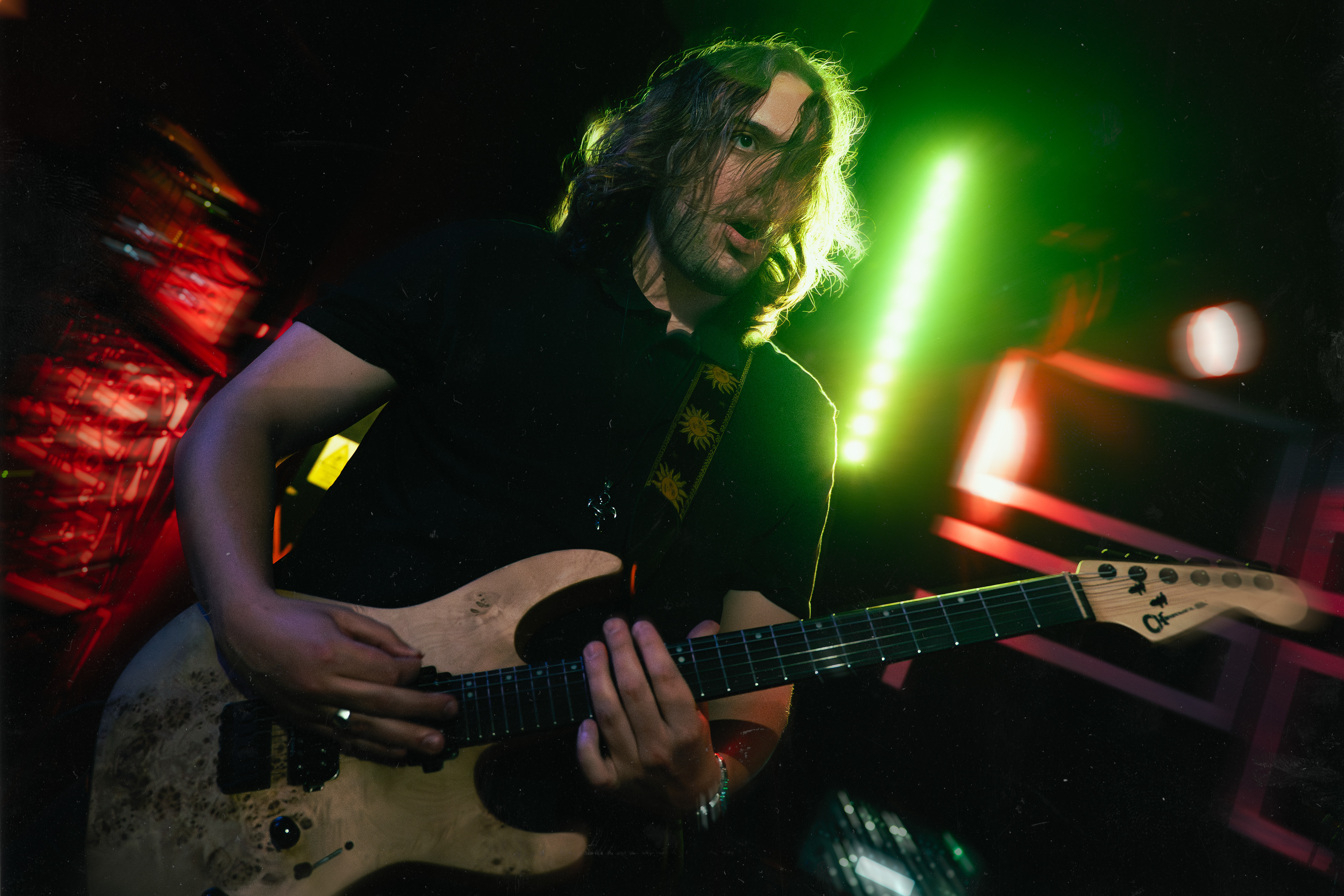 Dead Pony + Supports - Image by Owain Morris.
