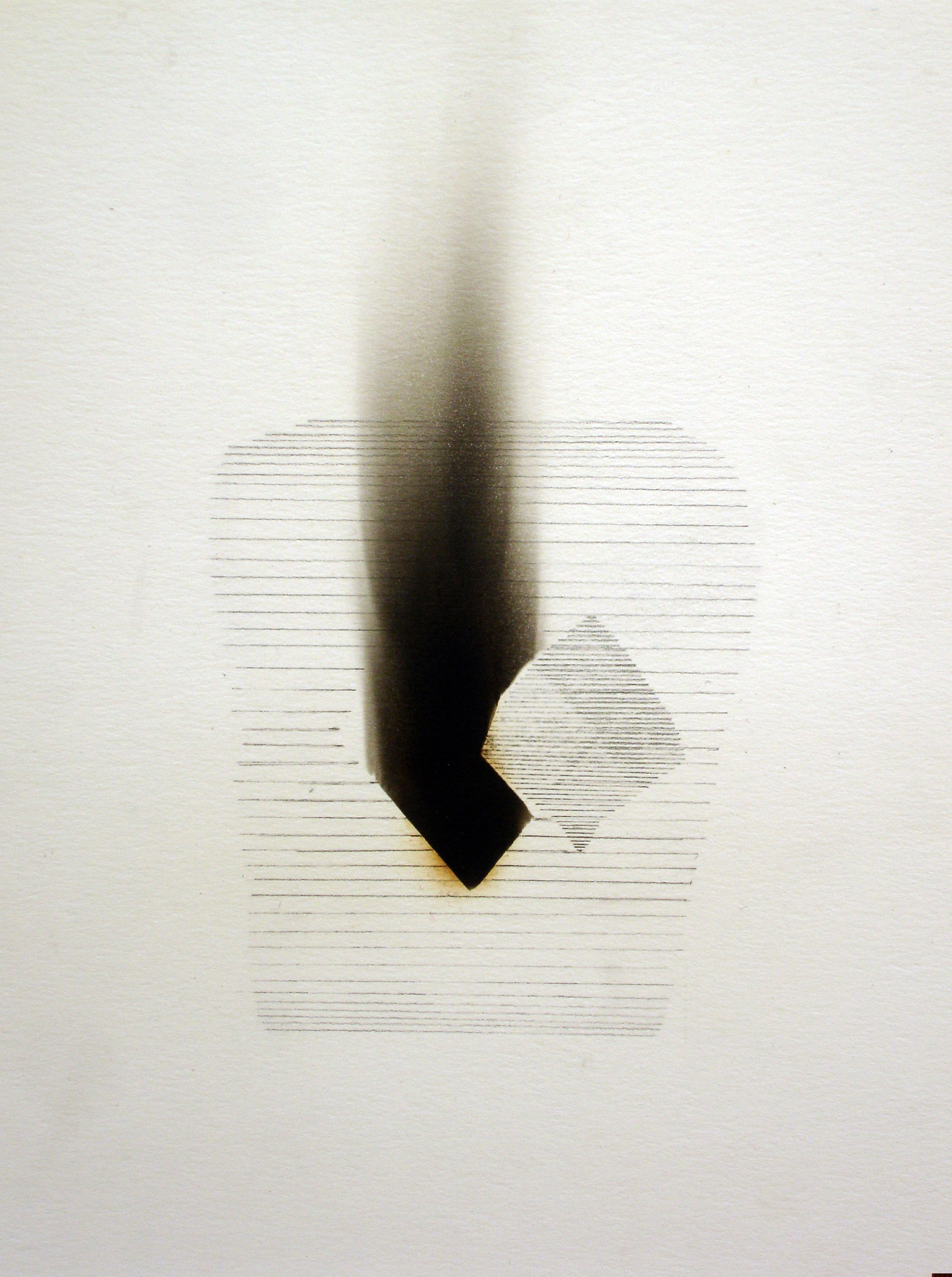 Pablo La PadulaS/T, Humo de llama y grafito sobre papel, 37 x 30 cm