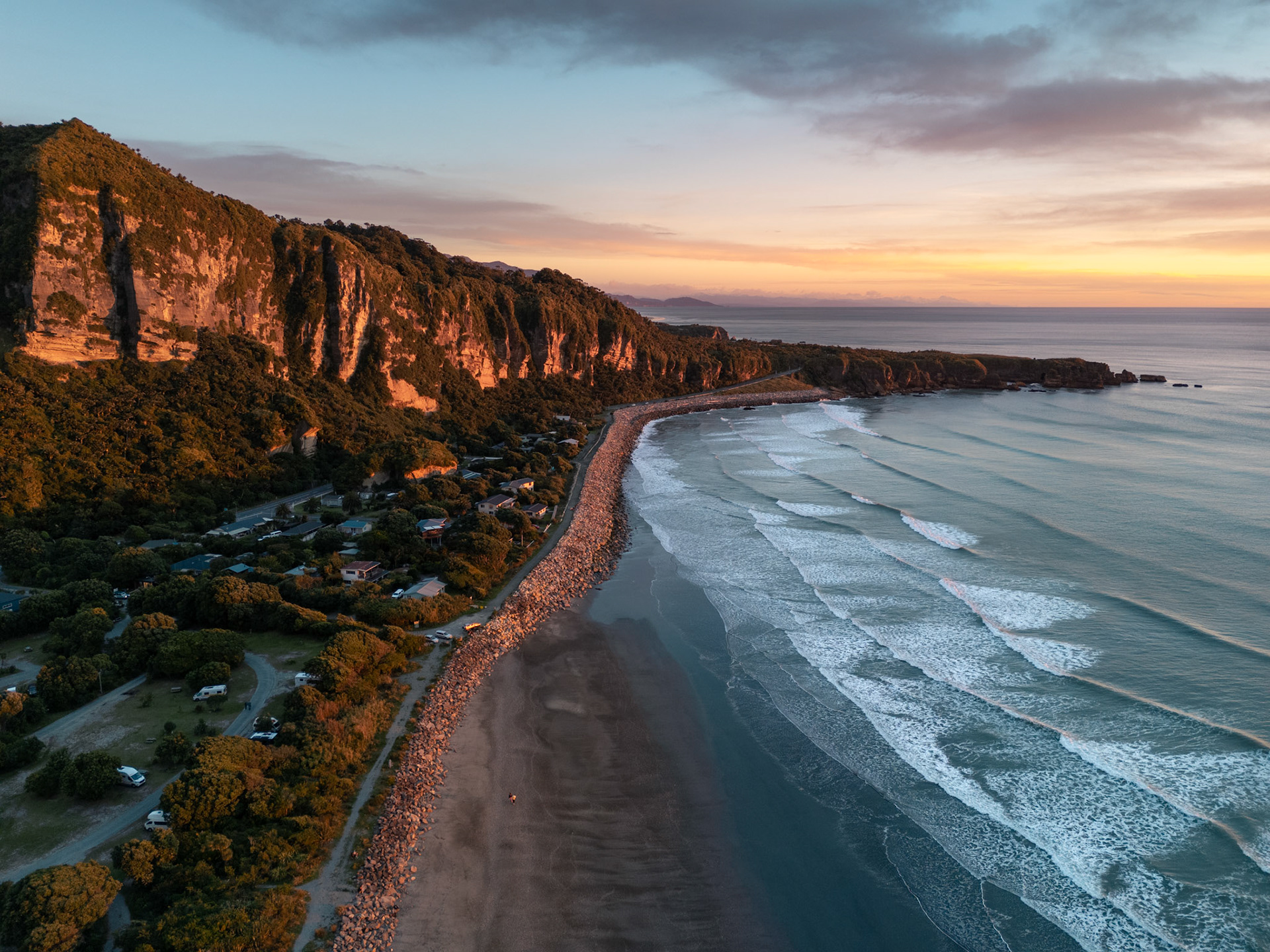 Punakaiki Beach