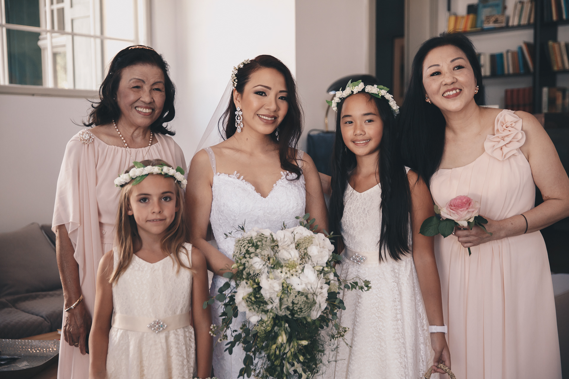 Family Bridal Photo, Berlin Wedding Makeup Artist and Hairstylist