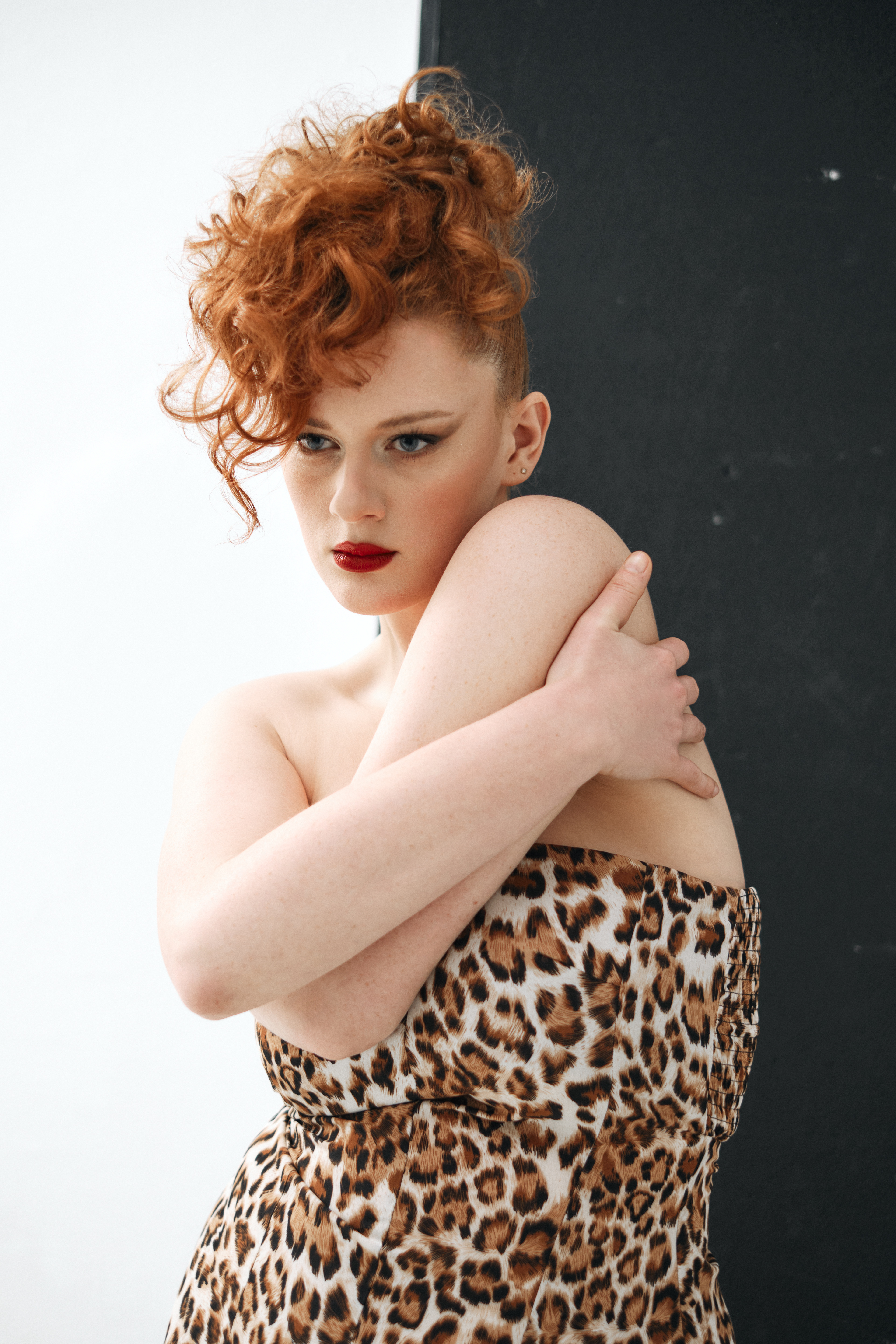Photographer Marco Lombardi | Model Jasmina El Far | Berlin Makeup Artist and Hairstylist Joanna Sysum