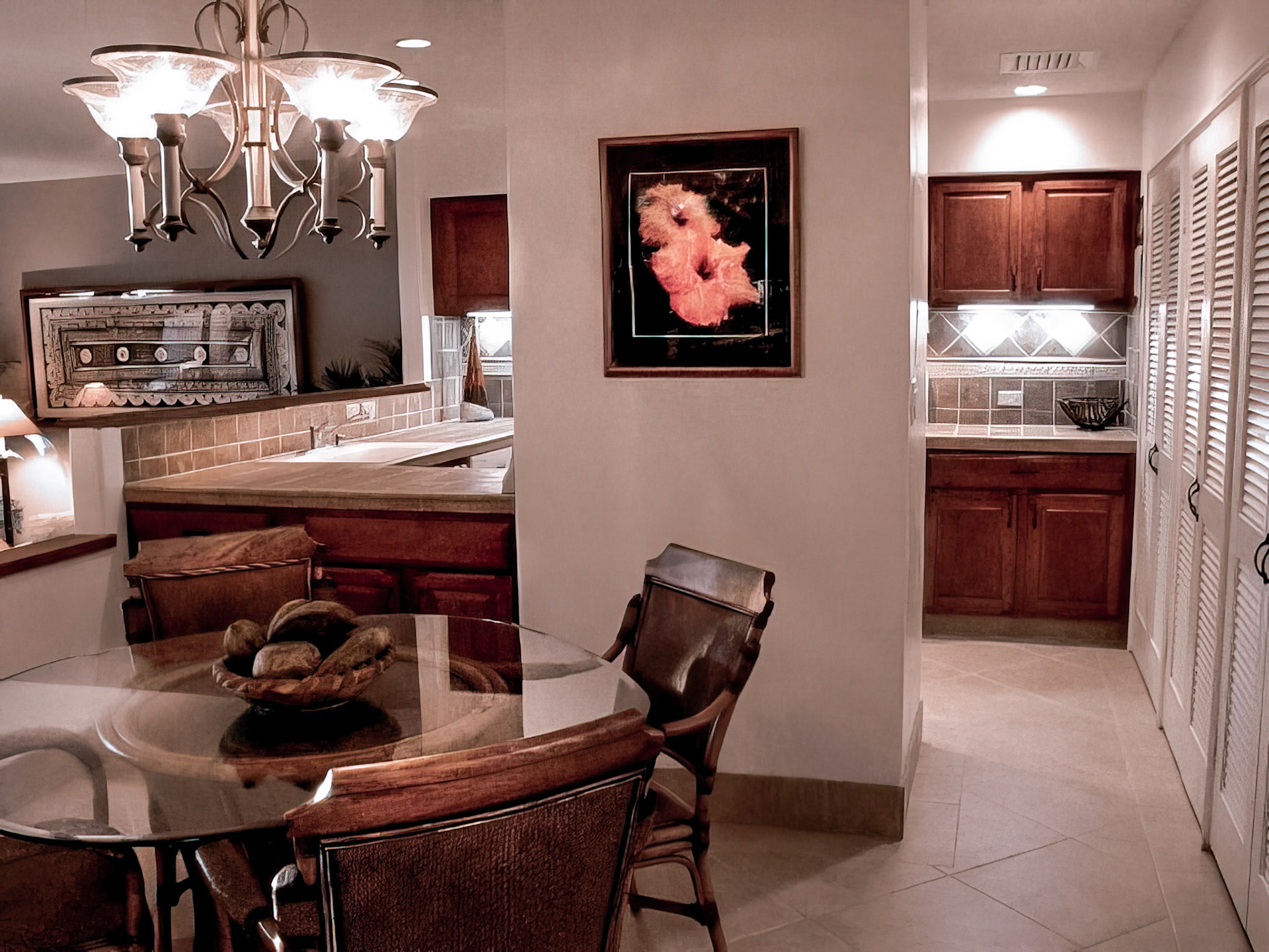 Dining Room & Kitchen