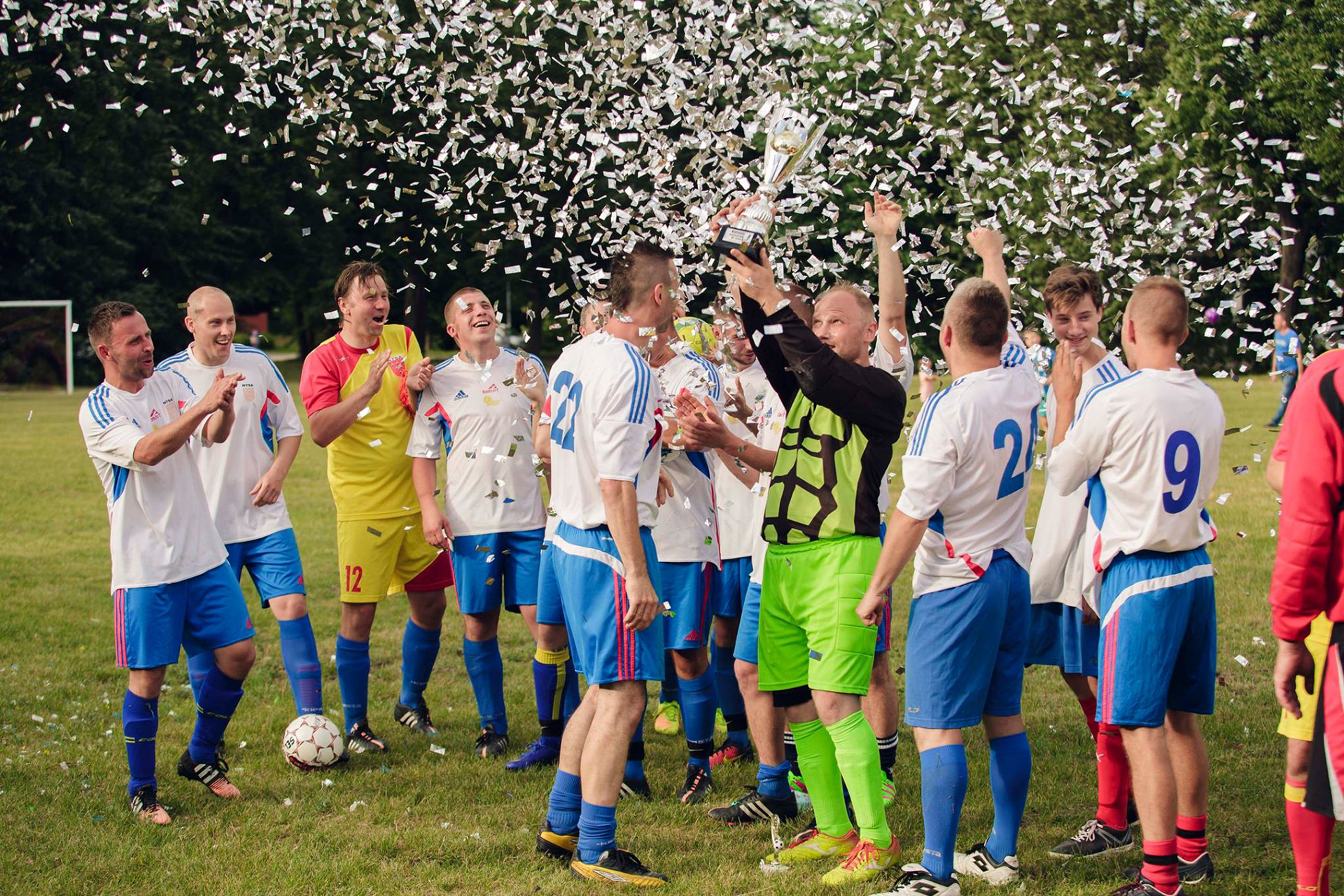 HARATAMY W GAŁĘ / PODZAMCZE NYSA & ZELENT