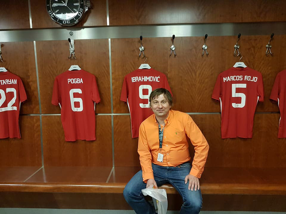 SZATNIA MANCHESTER UNITED / OLD TRAFFORD & ZELENT