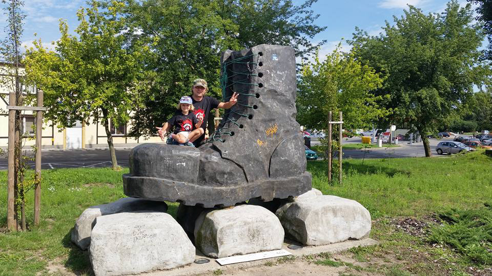 POMNIK GLANA / JAROCIN & ZELENT