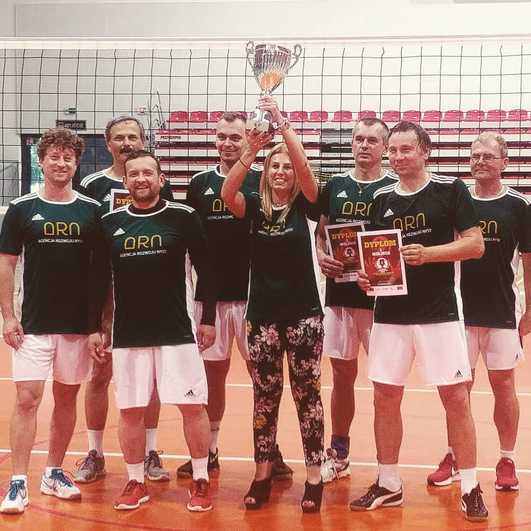 DREAM TEAM / PUCHAR BURMISTRZA NYSY W SIATKÓWCE & ZELENT