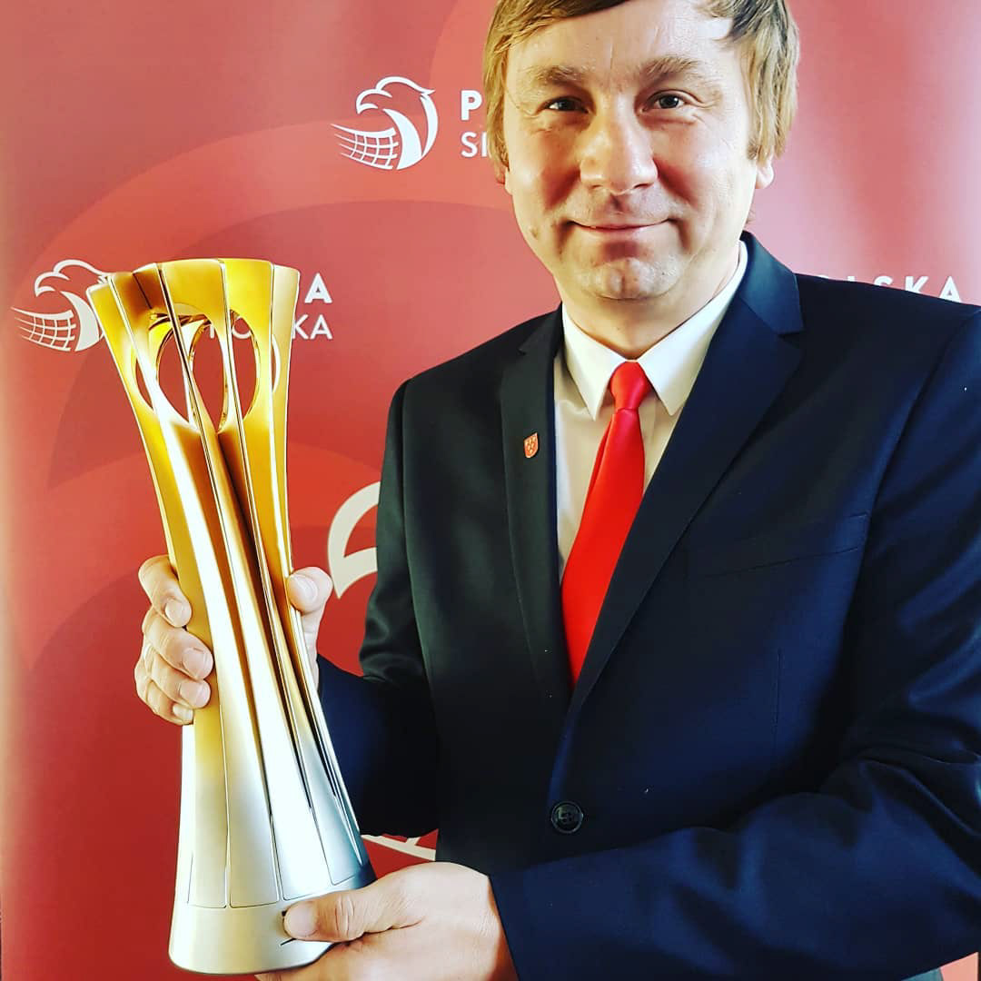 PUCHAR MISTZRÓW ŚWIATA W SIATKÓWCE & ZELENT