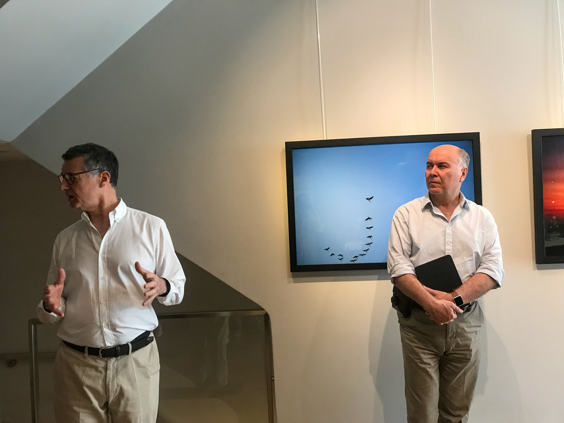 Jorge Welsh introducing the talk