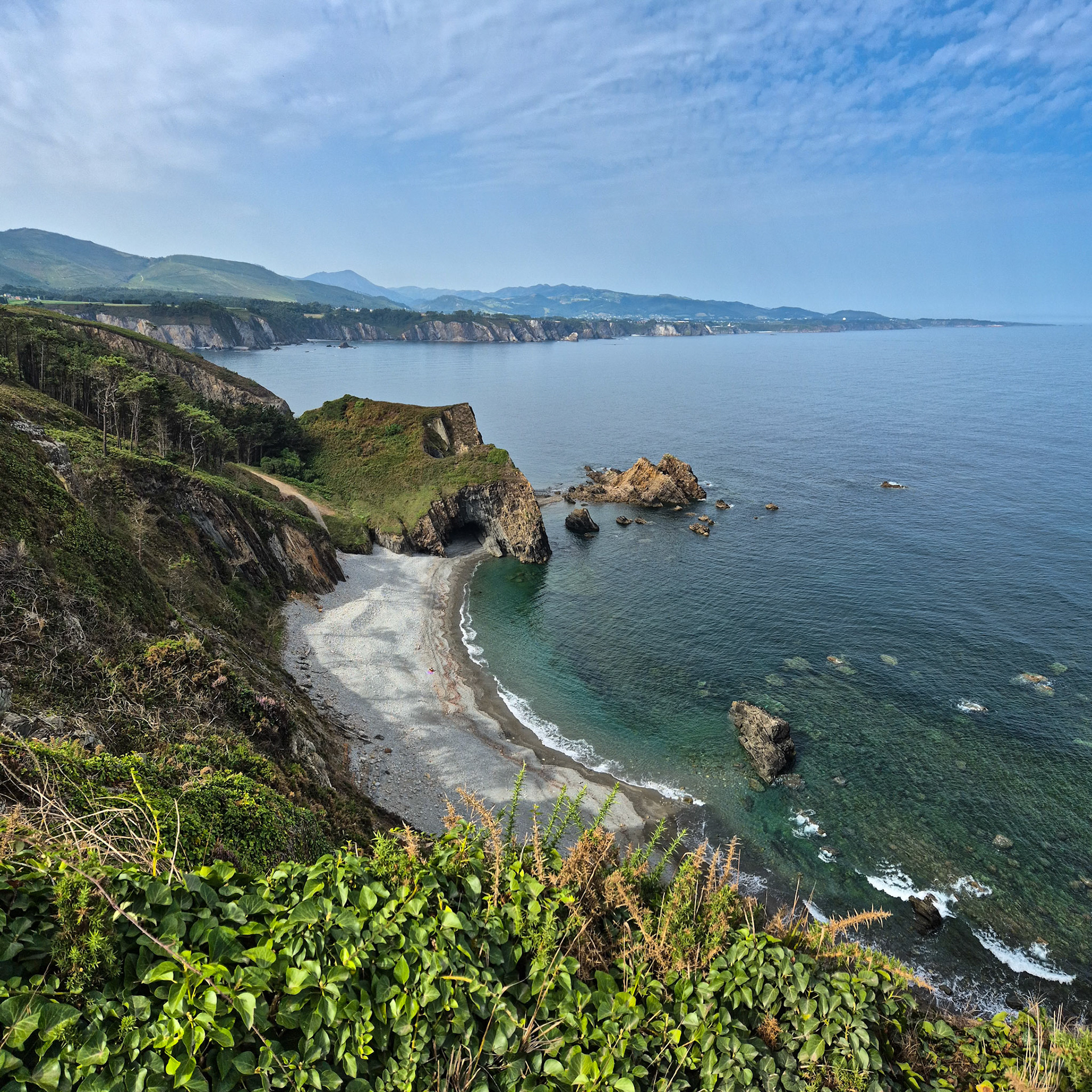 Playa del Bozo, Busto. Asturias. Spain