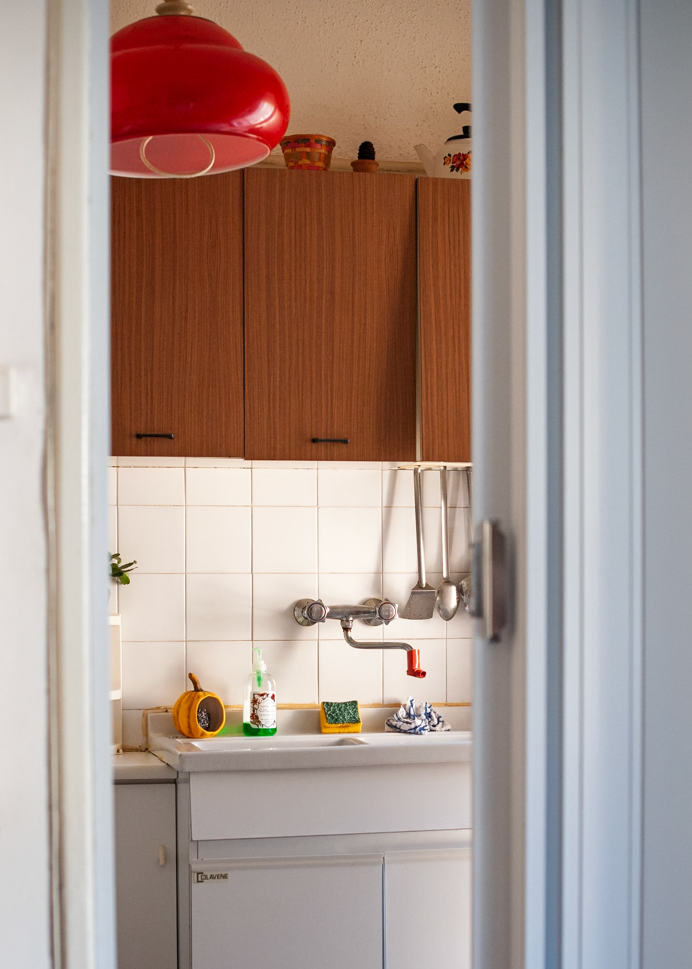 The entrance to Nonna's small kitchen.  How many times did she walk through there with an espresso pot, a cooked bistecca, or her patatine fritti that we all loved? This is one of the most indelible images to me.